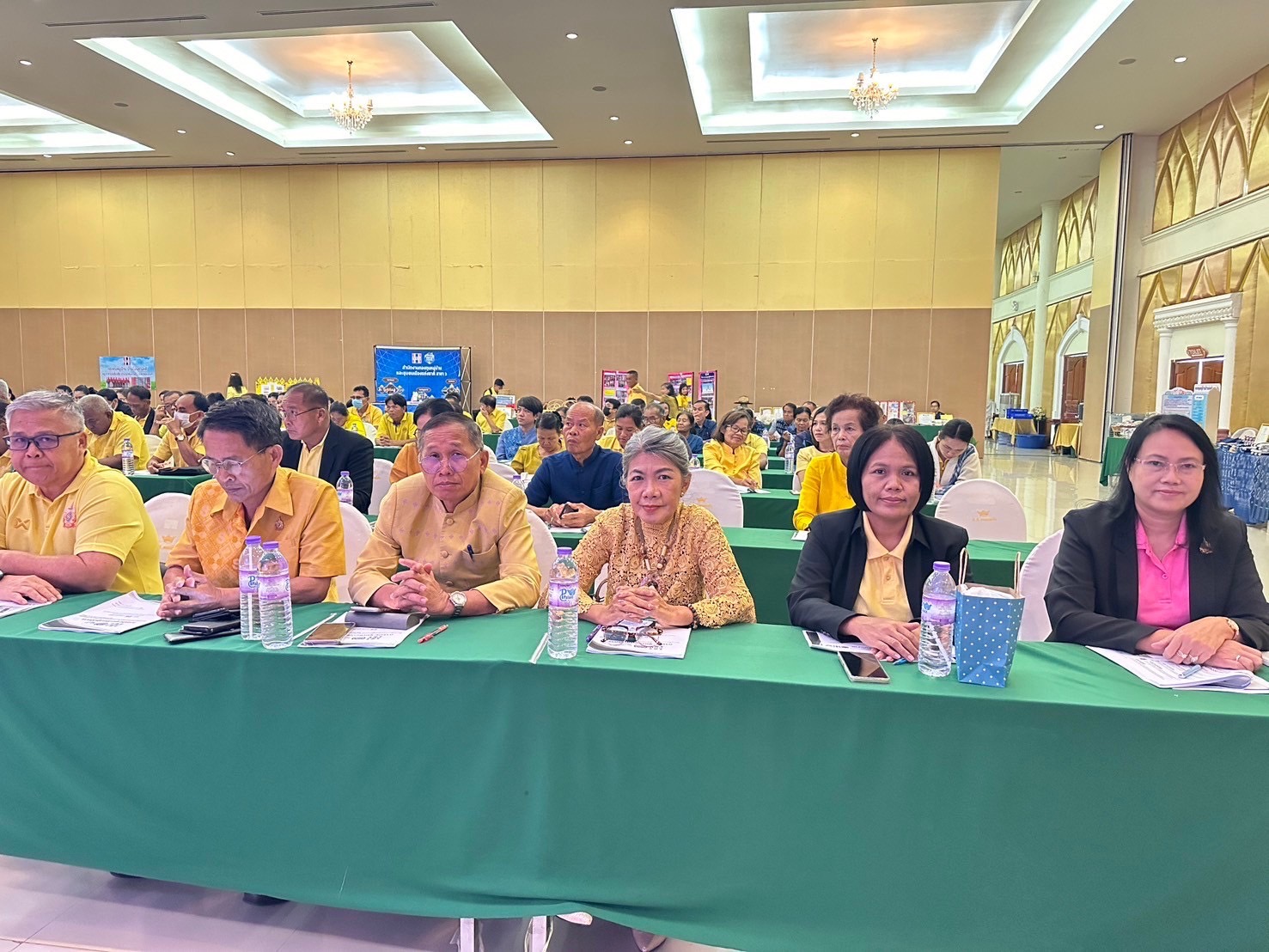 >>พช.สกลนคร : จัดประชุมเชิงปฏิบัติการขับเคลื่อนกองทุนหมู่บ้านและชุมชนเมืองจังหวัดสกลนคร ประจําปีงบประมาณ พ.ศ. 2567<<
