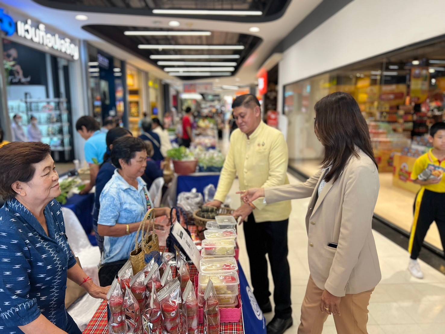 📢พช.สกลนคร : จัดกิจกรรมเชื่อมโยงช่องทางการตลาดในการสร้างรายได้จากกิจการอาหารปลอดภัย ระดับจังหวัด