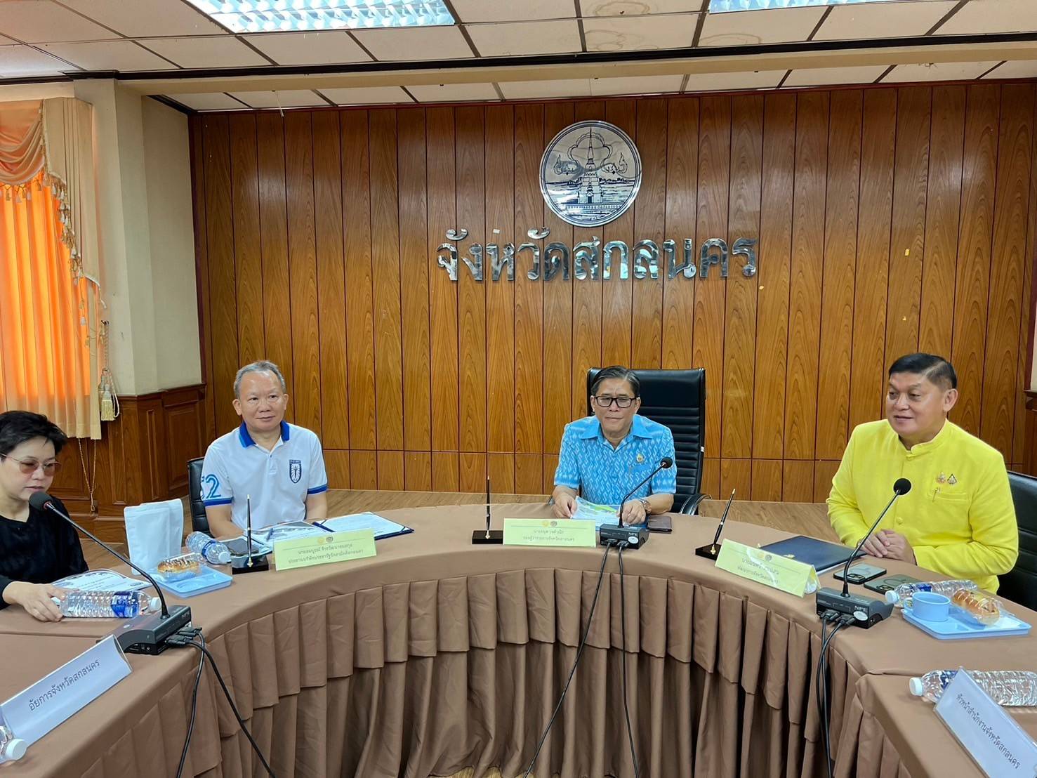 จังหวัดสกลนคร จัดประชุมขับเคลื่อนการพัฒนาเศรษฐกิจฐานรากระดับจังหวัด ครั้งที่ 3/2567