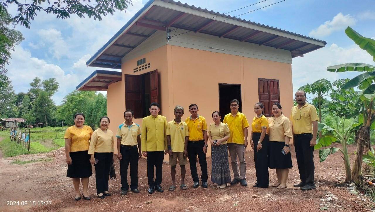 🚨ผู้ตรวจราชการกรมการพัฒนาชุมชน ลงพื้นที่ติดตามสนับสนุนการดำเนินโครงการบ้านห่วงใยจากใจ GLO ประจำปี 2566 ในพื้นที่จังหวัดสกลนคร”