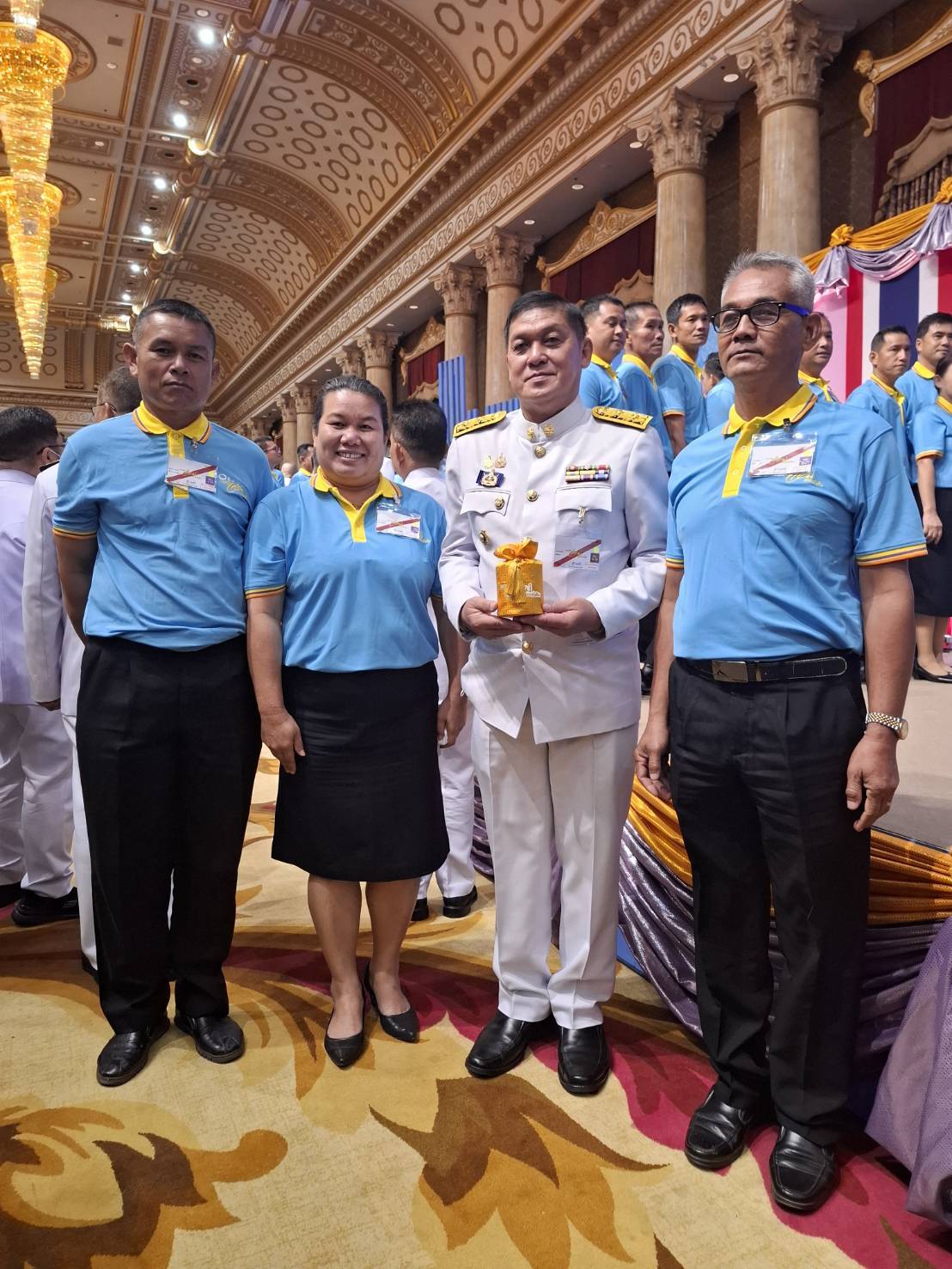 🤴👸พระบาทสมเด็จพระเจ้าอยู่หัว และสมเด็จพระนางเจ้า ฯ พระบรมราชินี เสด็จพระราชดำเนินไปทรงเป็นองค์ประธาน งานมหกรรมกองทุนแม่ของแผ่นดิน ประจำปี 2567🤴👸