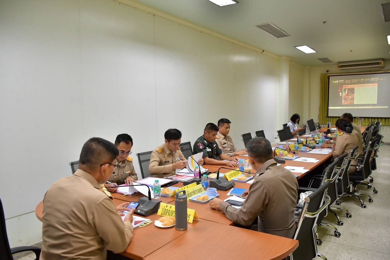 📢จังหวัดสกลนครขับเคลื่อนการดำเนินงานตามแผนปฏิบัติการเร่งรัดการดำเนินงานป้องกัน ปราบปราม และแก้ไขปัญหายาเสพติด ระยะเร่งด่วน 3 เดือน (1 มิถุนายน – 31 สิงหาคม 2567) วันอังคารที่ 27 สิงหาคม 2567
