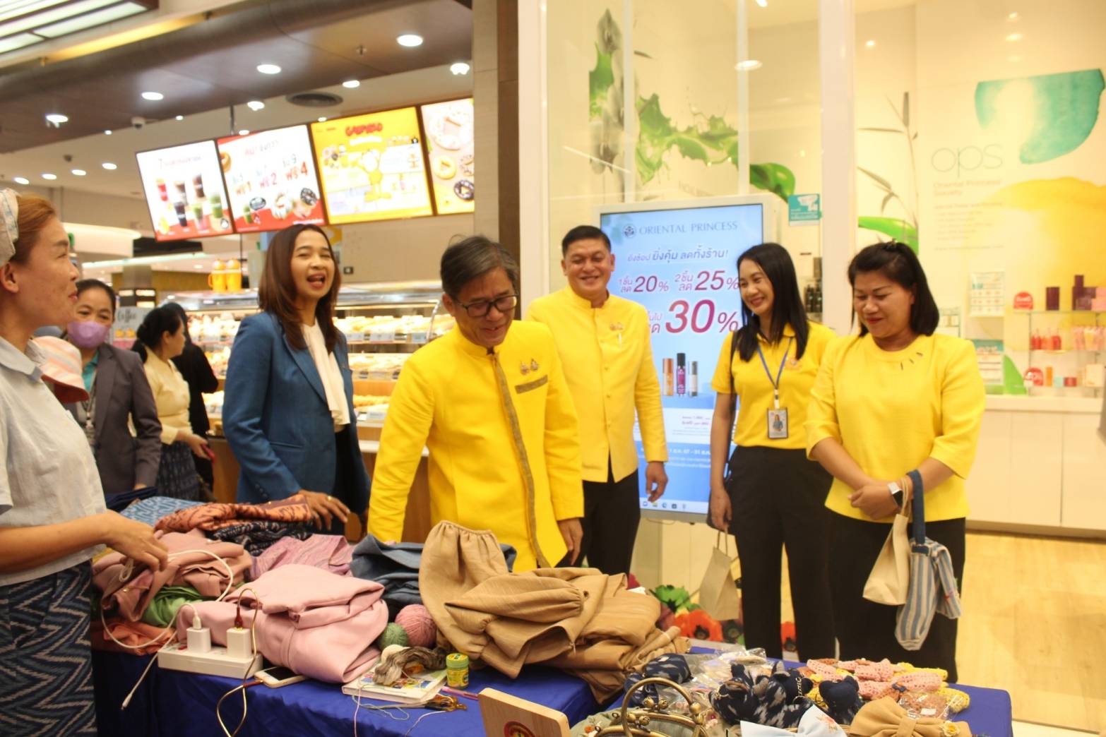 📢 พช.สกลนคร : เดินหน้าทดสอบตลาดกลุ่มปรับตัวสู่การพัฒนา 30 สิงหาคม 2567 – 2 กันยายน 2567 ณ ศูนย์การค้าโรบินสัน ไลฟ์สไตล์ จังหวัดสกลนคร