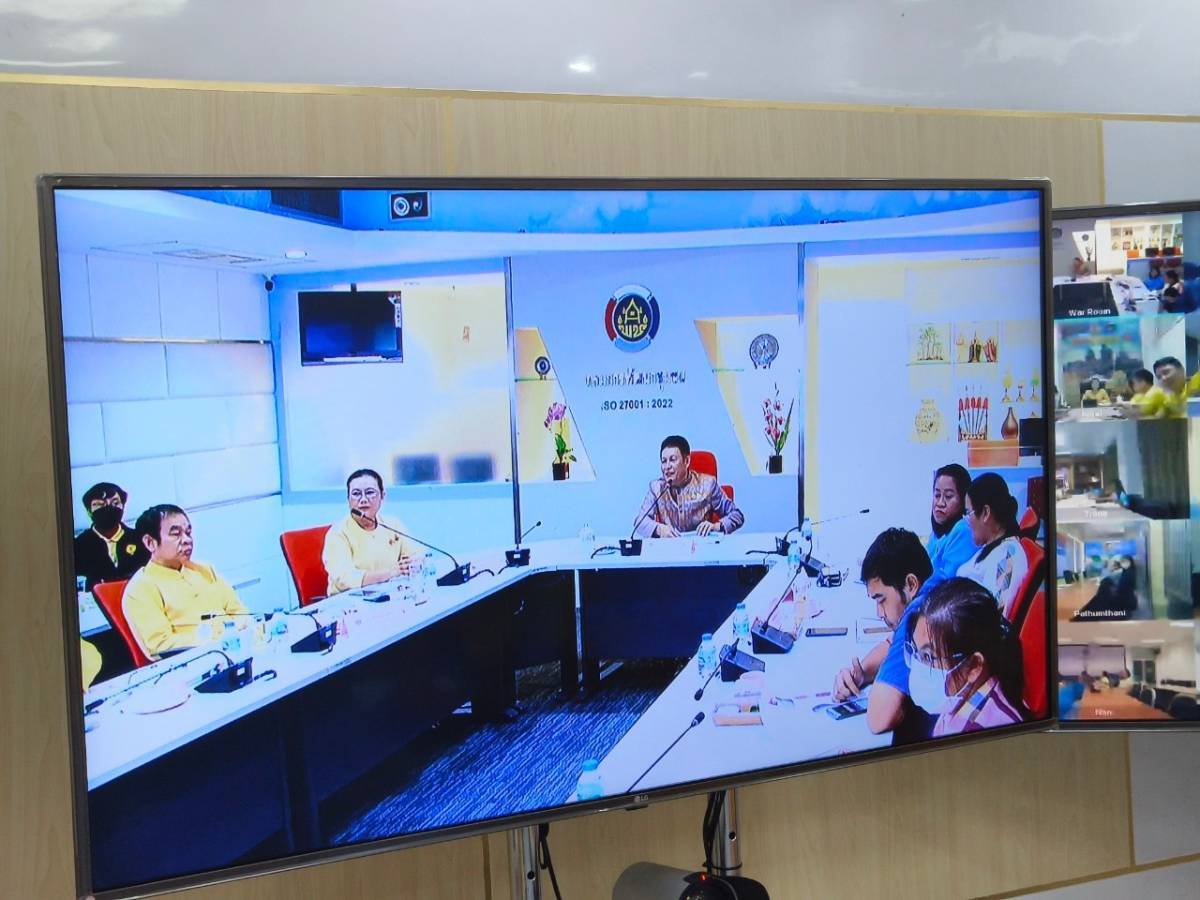 📢พช.สกลนคร : ประชุมติดตามการดำเนินงานกองทุนพัฒนาบทบาทสตรี ประจำปีงบประมาณ พ.ศ. 2567 ผ่านระบบวีดิทัศน์ทางไกล (Video Conference) ครั้งที่ 7/2567
