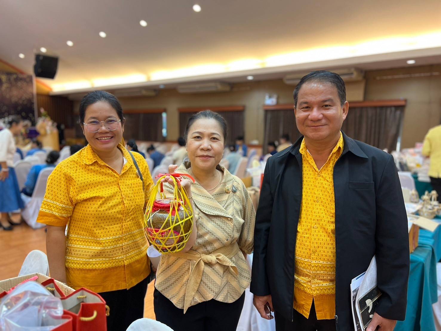 📢พช.สกลนคร : คัดสรรสุดยอดหนึ่งตำบล หนึ่งผลิตภัณฑ์ ปี ๒๕๖๗ (OTOP Product Champion : OPC)