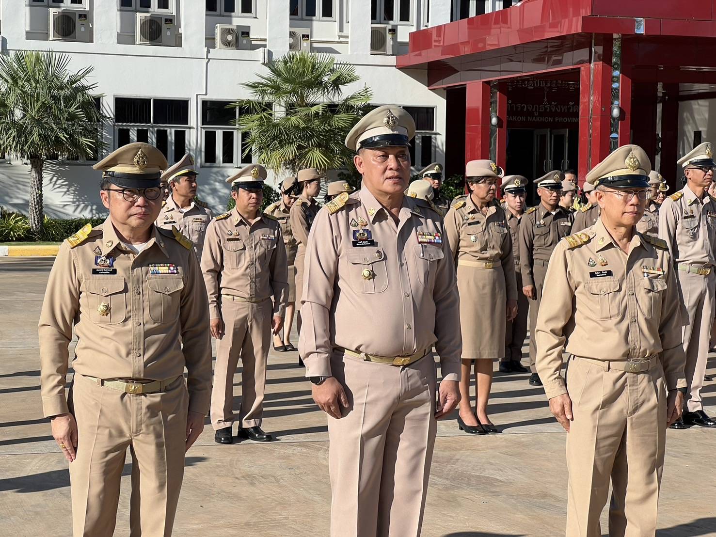 🇹🇭๒๘ กันยายน วันพระราชทานธงชาติไทย จังหวัดสกลนคร จัดกิจกรรมเคารพธงชาติและร้องเพลงชาติไทย เนื่องใน “วันพระราชทานธงชาติไทย” ประจำปี ๒๕๖๗🇹🇭