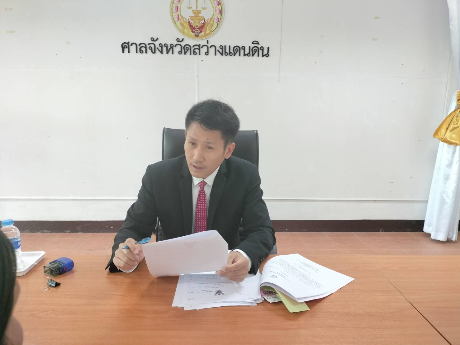 📢 จังหวัดสกลนครร่วมกับศาลจังหวัดสว่างแดนดิน โดยสำนักงานพัฒนาชุมชนจังหวัดสกลนคร : ดำเนินการไกล่เกลี่ยก่อนฟ้อง ตามประมวลกฎหมายวิธีพิจารณาความแพ่งมาตรา 20 ตรี