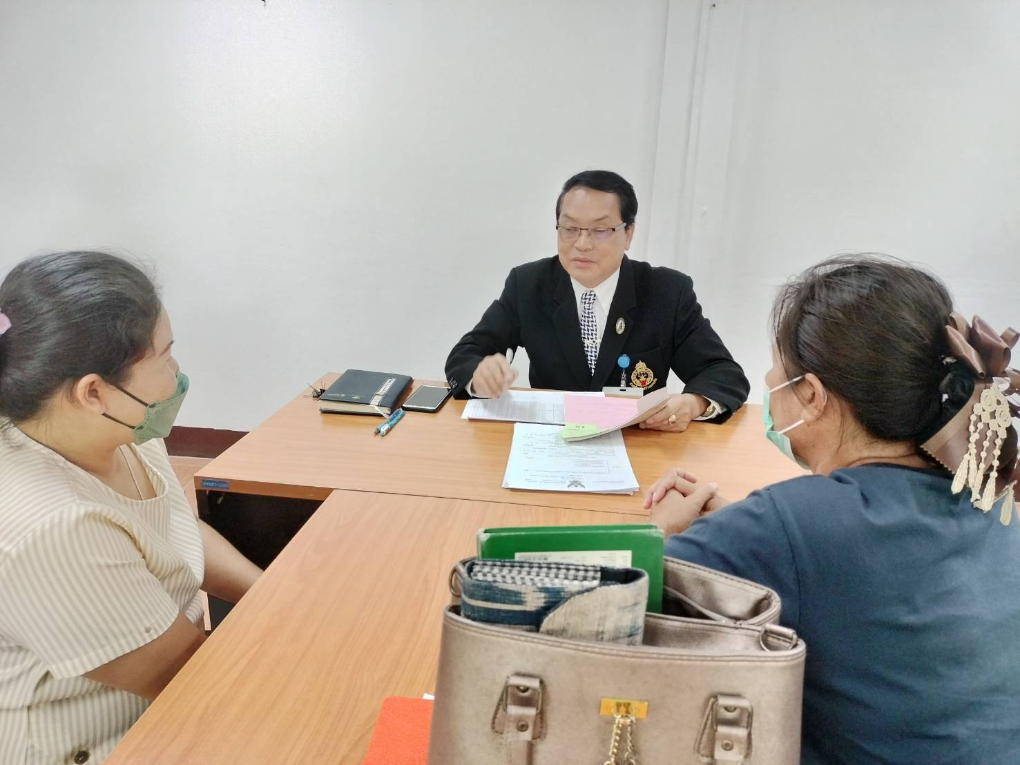 📢 จังหวัดสกลนครร่วมกับศาลจังหวัดสว่างแดนดิน โดยสำนักงานพัฒนาชุมชนจังหวัดสกลนคร : ดำเนินการไกล่เกลี่ยก่อนฟ้อง ตามประมวลกฎหมายวิธีพิจารณาความแพ่งมาตรา 20 ตรี