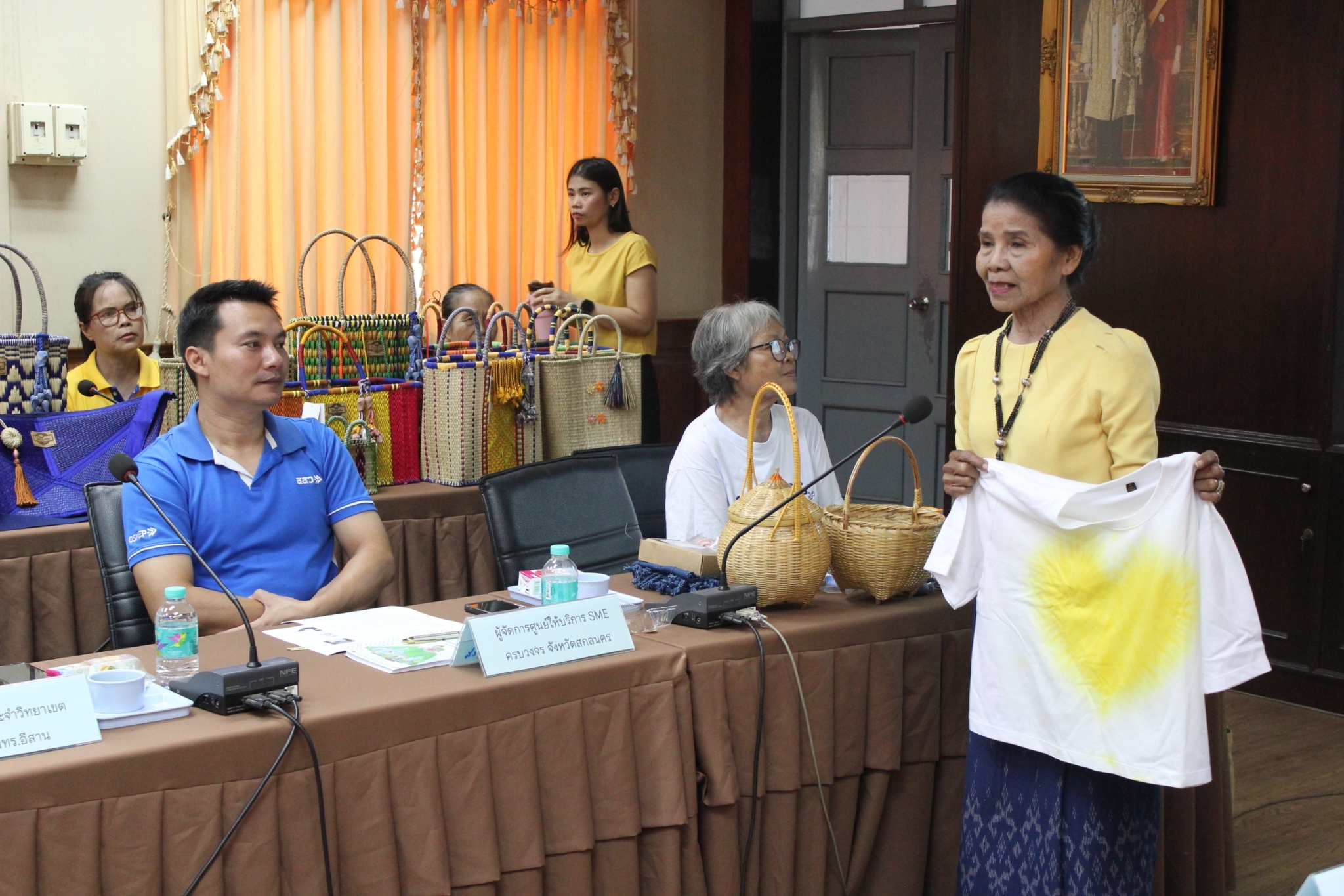 พช.สกลนคร : ประชุมคณะกรรมการเครือข่ายองค์ความรู้ (Knowledge – Based OTOP: KBO) จังหวัดสกลนคร