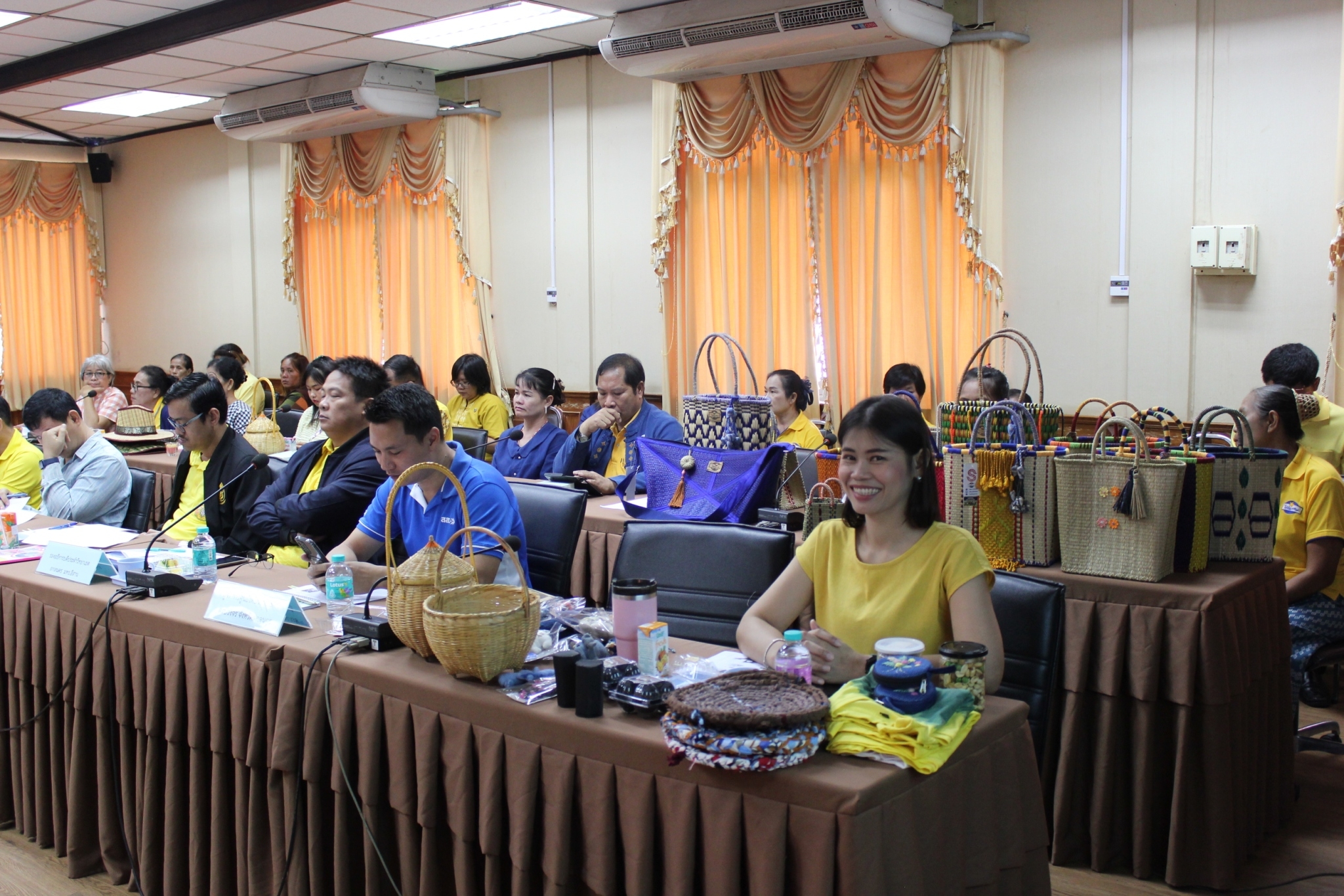 พช.สกลนคร : ประชุมคณะกรรมการเครือข่ายองค์ความรู้ (Knowledge – Based OTOP: KBO) จังหวัดสกลนคร