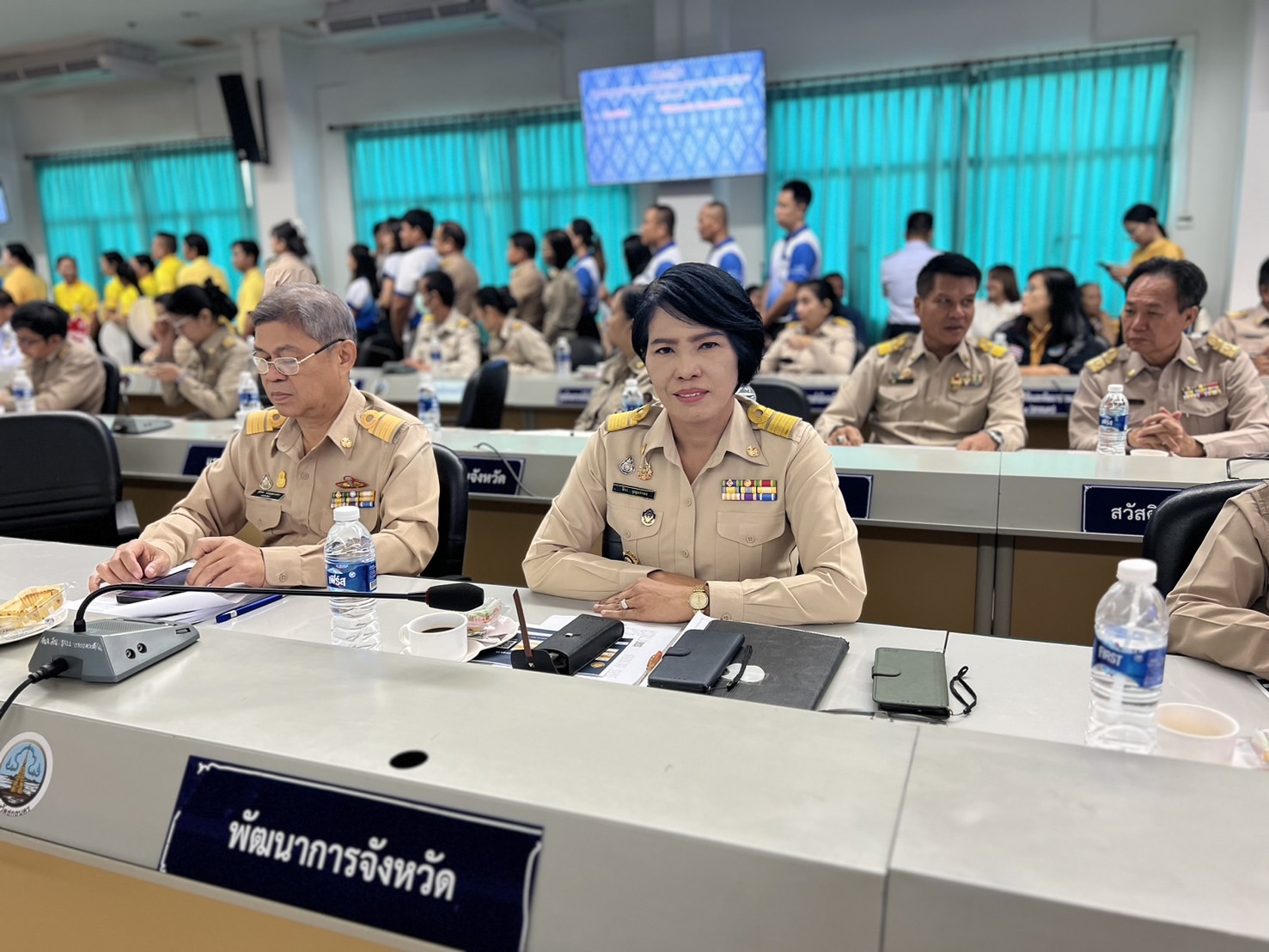 📢พช.สกลนคร : ร่วมประชุมกรมการจังหวัดและหัวหน้าส่วนราชการฯ ประจำเดือน กันยายน 2567