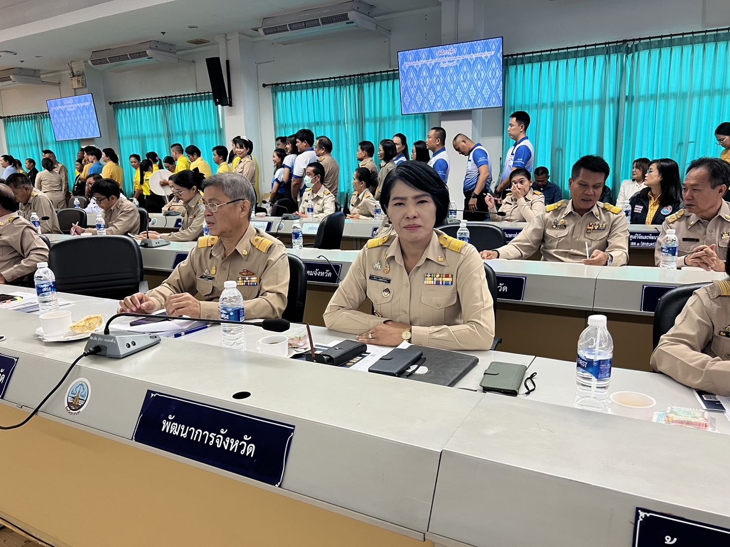 📢พช.สกลนคร : ร่วมประชุมกรมการจังหวัดและหัวหน้าส่วนราชการฯ ประจำเดือน กันยายน 2567