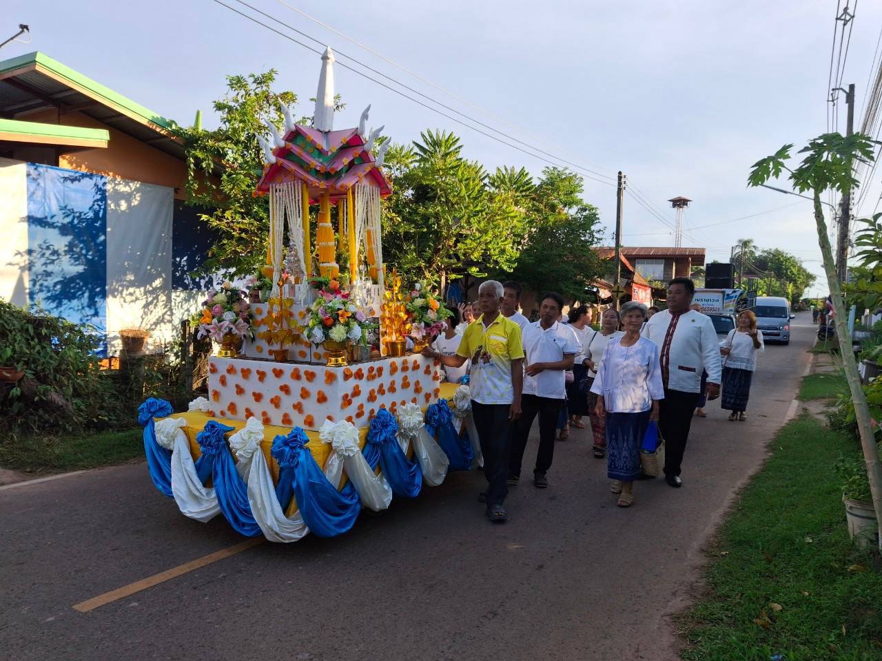 กรมการพัฒนาชุมชน ถ่ายทำวิดีทัศน์หมู่บ้านต้นแบบตามโครงการ 9;10 ปฏิบัติบูชา “สืบสาน รักษา ต่อยอด” เพื่อพัฒนาชุมชน ประจำปี 2567 พื้นที่จังหวัดสกลนคร