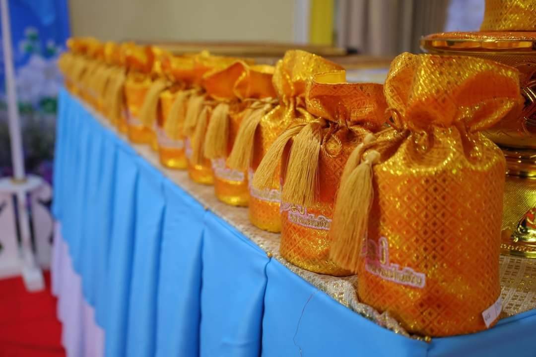 📢จังหวัดสกลนครจัดพิธีมอบเงินพระราชทานขวัญถุงกองทุนแม่ของแผ่นดิน ประจำปี 2567 เพื่อสืบสานพระราชปณิธานสมเด็จพระนางเจ้าสิริกิติ์ พระบรมราชินีนาถ พระบรมราชชนนีพันปีหลวง