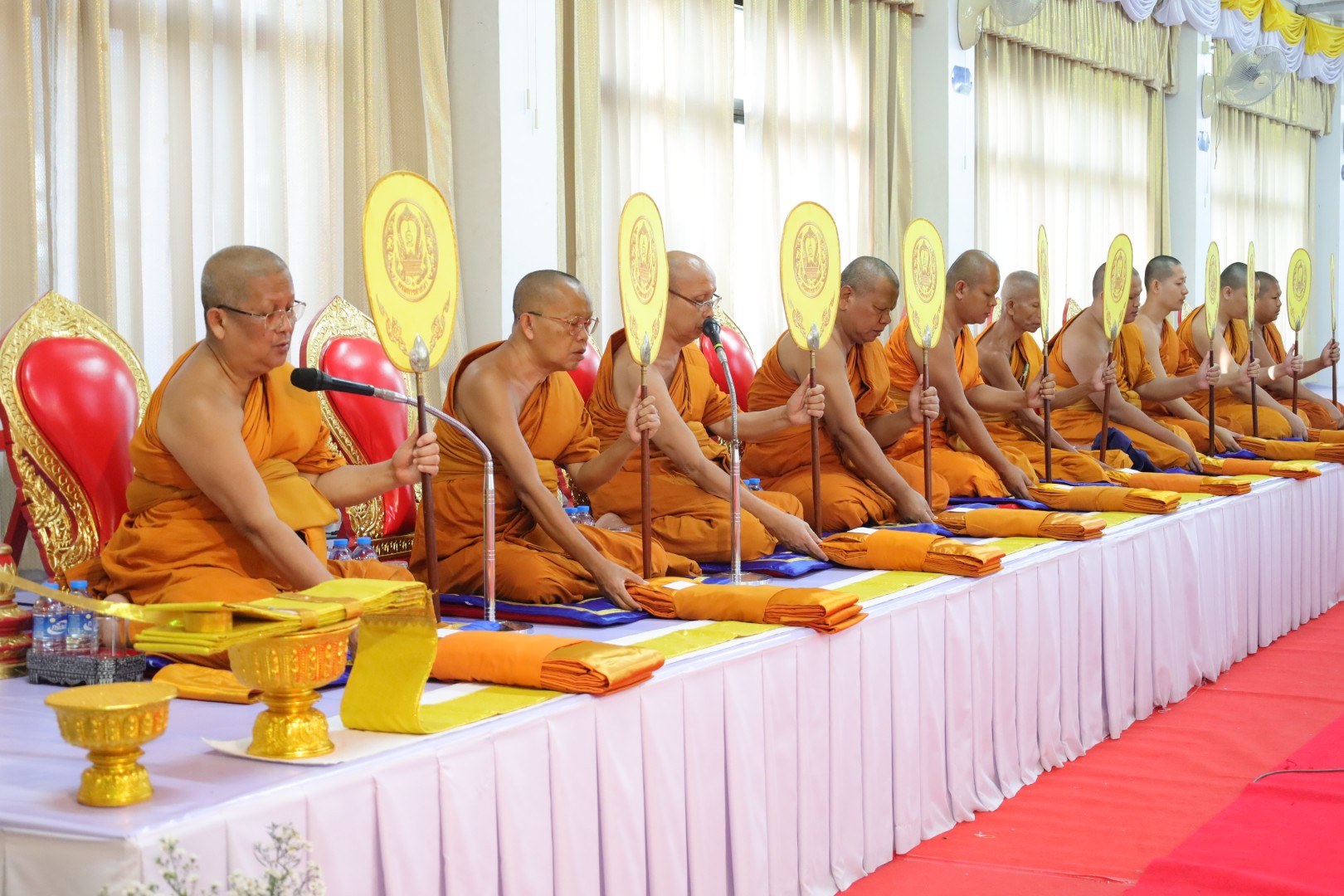 📢พช.สกลนคร ร่วมพิธีทำบุญตักบาตรพระสงฆ์ เนื่องในวันคล้ายวันสวรรคตพระบาทสมเด็จพระจุลจอมเกล้าเจ้าอยู่หัว วันปิยมหาราช ประจำปี 2567