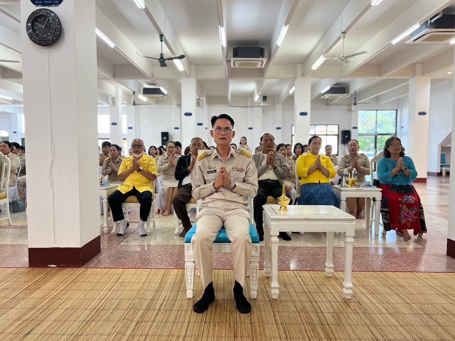 📢สำนักงานพัฒนาชุมชนจังหวัดสกลนคร จัดงานวันคล้ายวันก่อตั้งกรมการพัฒนาชุมชน ครบรอบ 62 ปี จัดพิธีทำบุญถวายเพลพระสงฆ์จำนวน 9 รูป