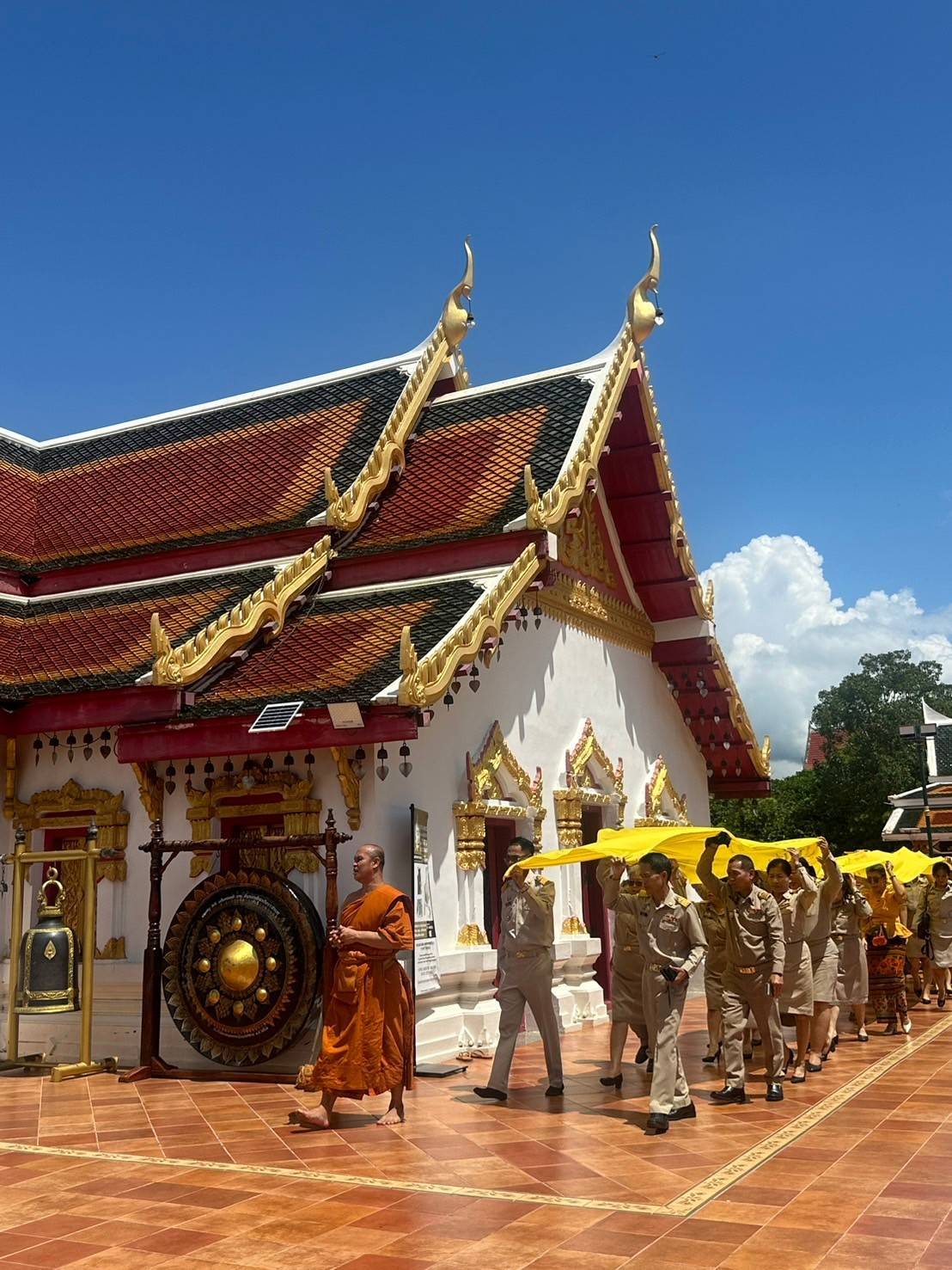 📢สำนักงานพัฒนาชุมชนจังหวัดสกลนคร จัดงานวันคล้ายวันก่อตั้งกรมการพัฒนาชุมชน ครบรอบ 62 ปี จัดพิธีทำบุญถวายเพลพระสงฆ์จำนวน 9 รูป