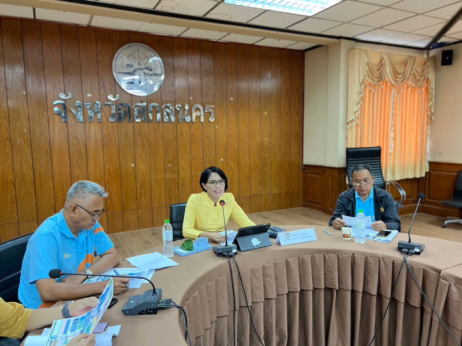 📢พช.สกลนคร : จัดประชุมเจ้าหน้าที่พัฒนาชุมชน และคณะกรรมการเครือข่ายกองทุนแม่ของแผ่นดิน จังหวัดสกลนคร ครั้งที่ ๒/๒๕๖๗