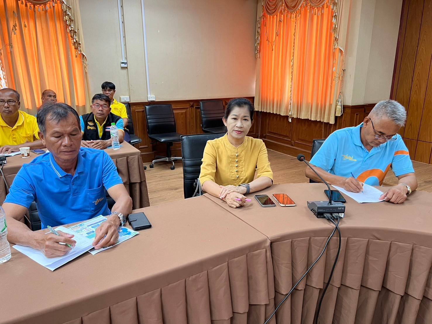 📢พช.สกลนคร : จัดประชุมเจ้าหน้าที่พัฒนาชุมชน และคณะกรรมการเครือข่ายกองทุนแม่ของแผ่นดิน จังหวัดสกลนคร ครั้งที่ ๒/๒๕๖๗