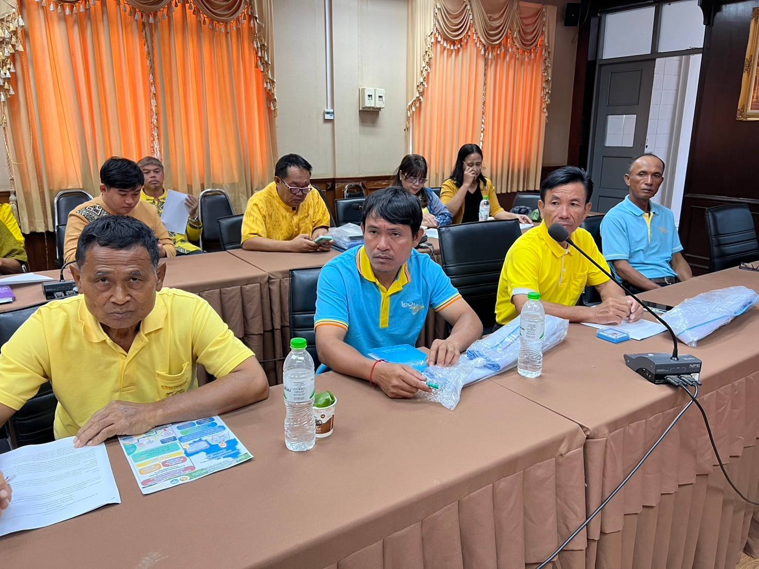 📢พช.สกลนคร : จัดประชุมเจ้าหน้าที่พัฒนาชุมชน และคณะกรรมการเครือข่ายกองทุนแม่ของแผ่นดิน จังหวัดสกลนคร ครั้งที่ ๒/๒๕๖๗