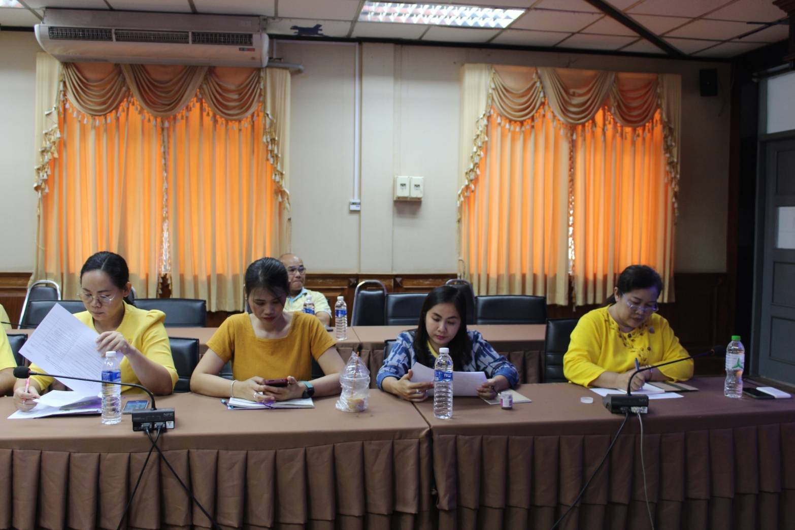 📢พช.สกลนคร : จัดประชุมเตรียมความพร้อมจัดพิธีมอบเงินพระราชทานขวัญถุงกองทุนแม่ของแผ่นดิน เพื่อเทิดพระเกียรติ สมเด็จพระนางเจ้าสิริกิติ์ พระบรมราชินาถพระบรมราชชนนีพันปีหลวง ประจำปี ๒๕๖๗