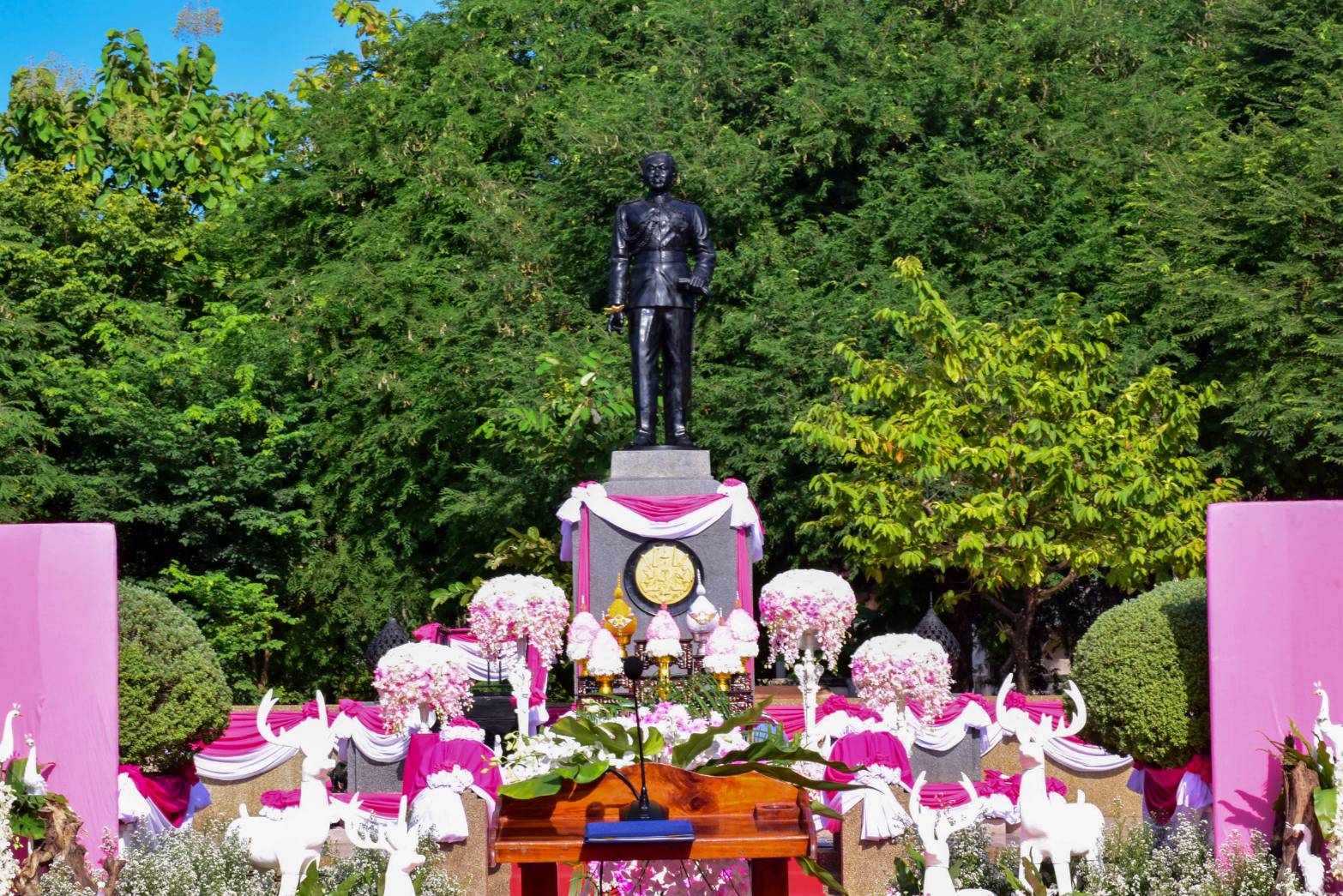 📢วันปิยมหาราช 23 ตุลาคม 2567 น้อมรำลึกในพระมหากรุณาธิคุณ พระบาทสมเด็จพระจุลจอมเกล้าเจ้าอยู่หัว รัชกาลที่ 5 🗓วันพุธที่ 23 ตุลาคม 2567