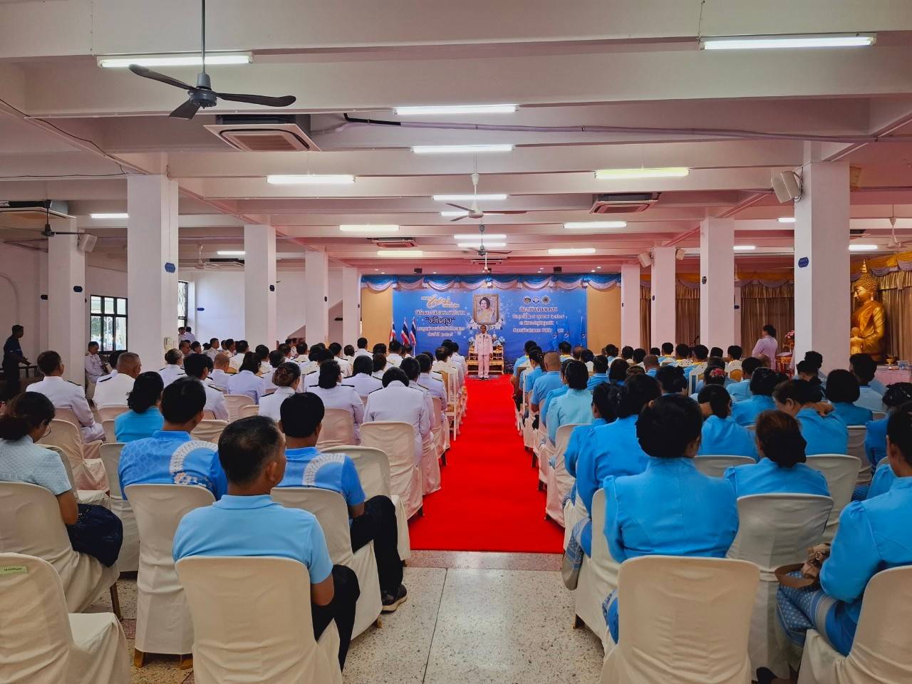 📢จังหวัดสกลนครจัดพิธีมอบเงินพระราชทานขวัญถุงกองทุนแม่ของแผ่นดิน ประจำปี 2567 เพื่อสืบสานพระราชปณิธานสมเด็จพระนางเจ้าสิริกิติ์ พระบรมราชินีนาถ พระบรมราชชนนีพันปีหลวง