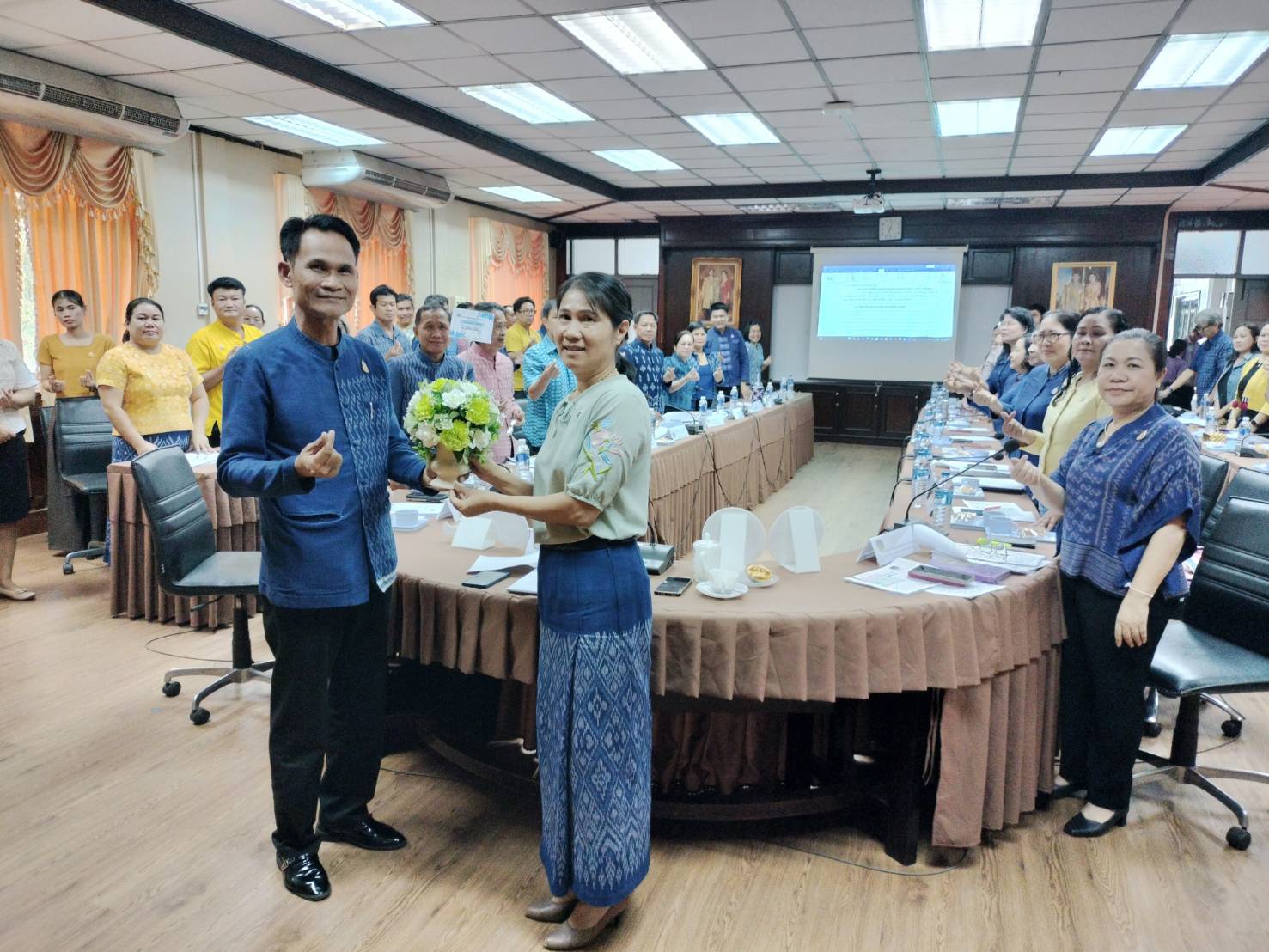 📢พช.สกลนคร : ประชุมผู้บริหารและนักวิชาการพัฒนาชุมชนจังหวัดสกลนคร ครั้งที่ ๑๑/๒๕๖๗