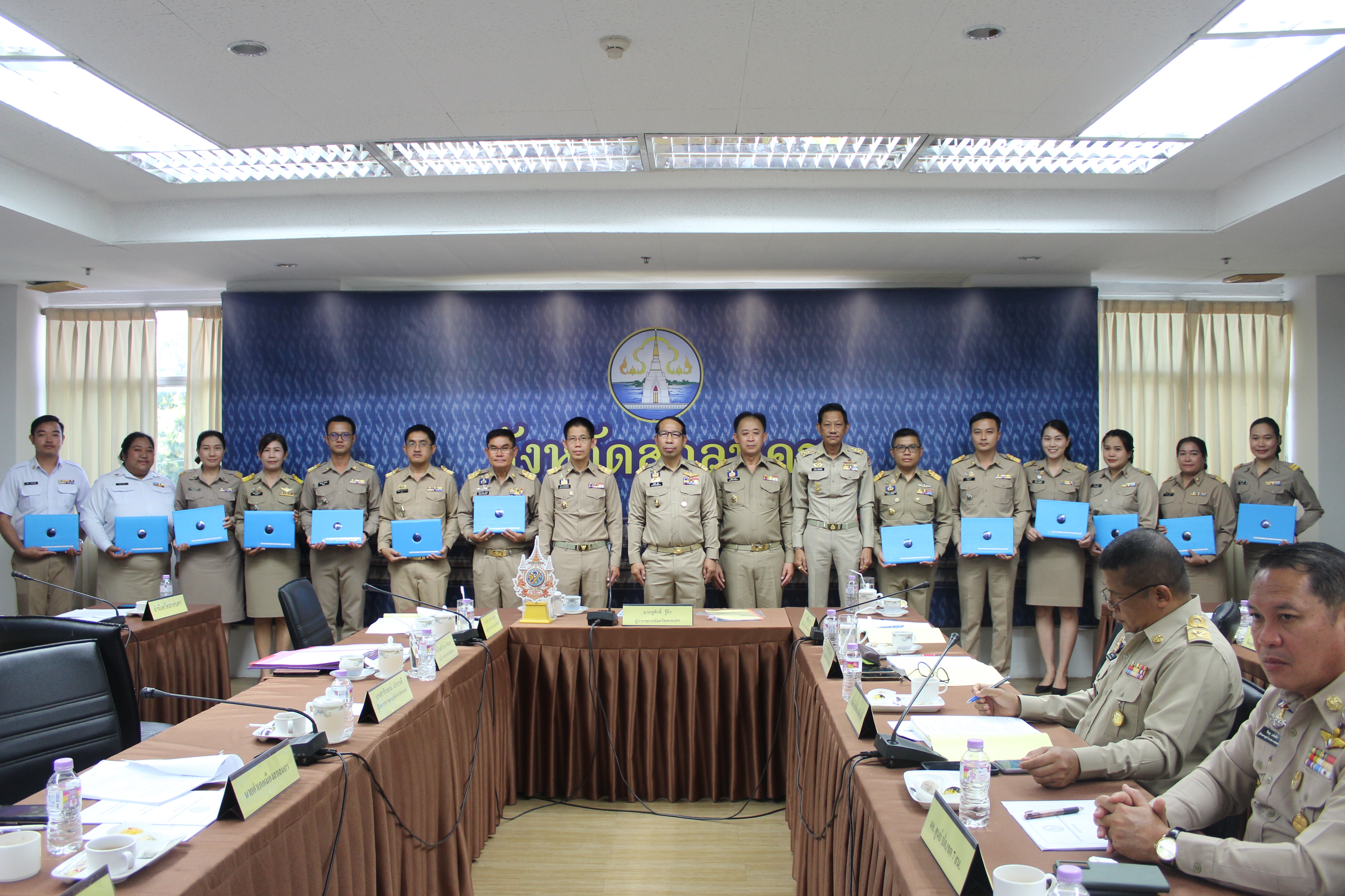 📢พช.สกลนคร : ร่วมประชุมหน่วยงานสังกัดกระทรวงมหาดไทยและนายอำเภอ