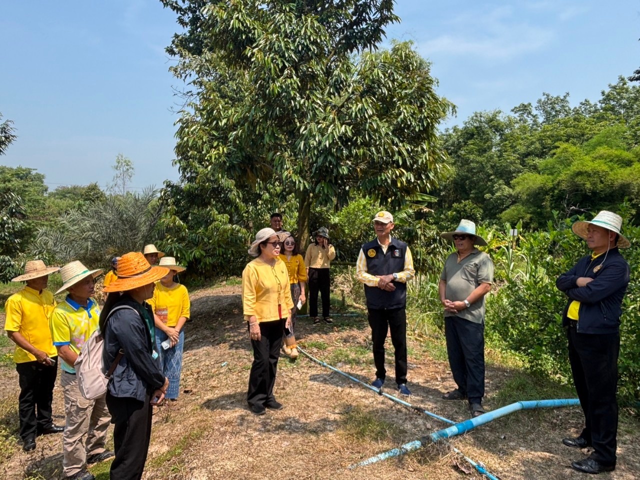 📢พช.สกลนคร : ขับเคลื่อนการเพิ่มรายได้ ลดรายจ่าย ขยายโอกาส และส่งเสริมการดำเนินชีวิตตามแนวทางปรัชญาของเศรษฐกิจพอเพียง