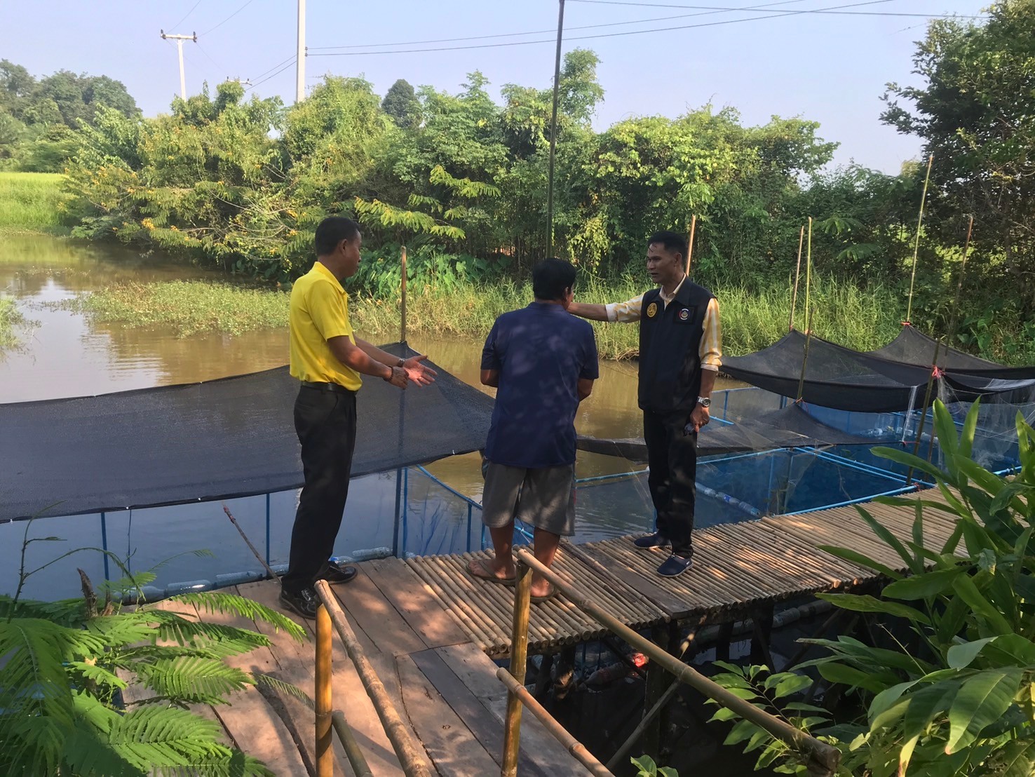 📢พช.สกลนคร : ขับเคลื่อนการเพิ่มรายได้ ลดรายจ่าย ขยายโอกาส และส่งเสริมการดำเนินชีวิตตามแนวทางปรัชญาของเศรษฐกิจพอเพียง ณ บ้านดงบัง หมู่ที่ ๒ ตำบลบ้านเหล่า อำเภอเจริญศิลป์ จังหวัดสกลนคร