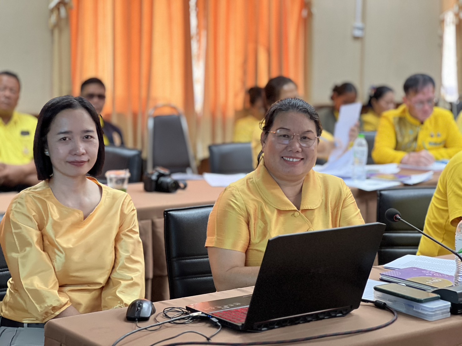 📢พช.สกลนคร : จัดประชุมเจ้าหน้าที่พัฒนาชุมชน และคณะกรรมการเครือข่ายกองทุนแม่ของแผ่นดิน จังหวัดสกลนคร ครั้งที่ ๒/๒๕๖๗