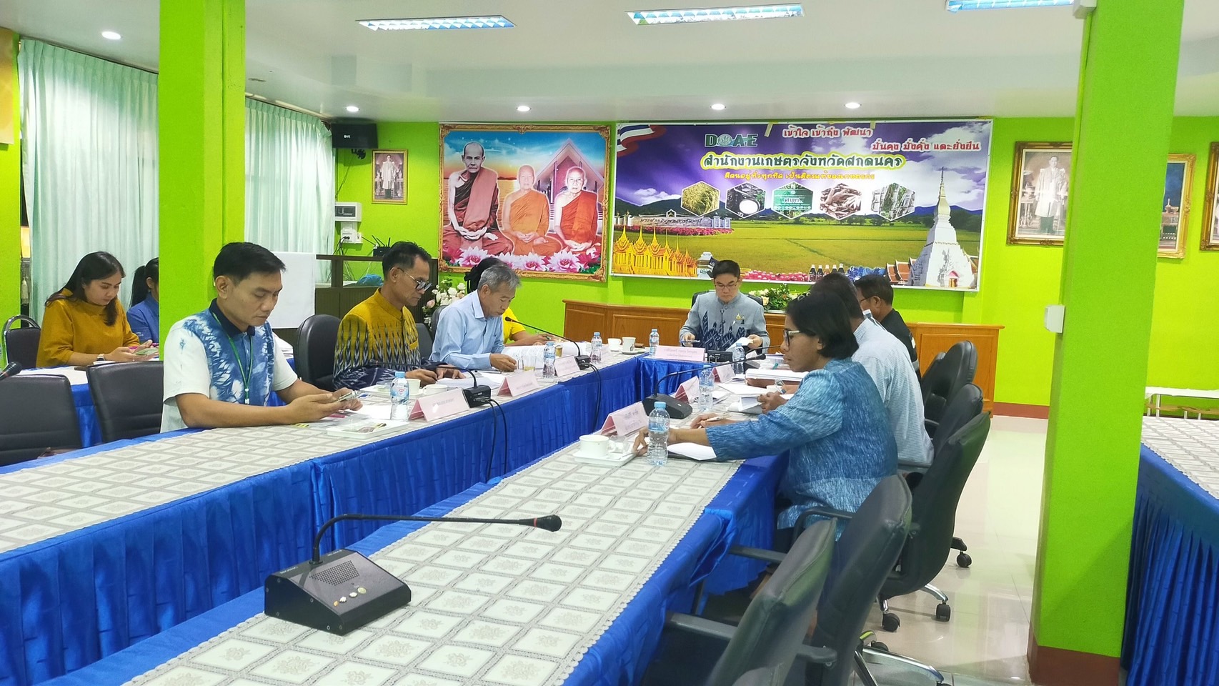 ✨พช.สกลนคร : ร่วมประชุมคณะกรรมการสรรหาผู้แทนวิสาหกิจชุมชนจังหวัดสกลนคร