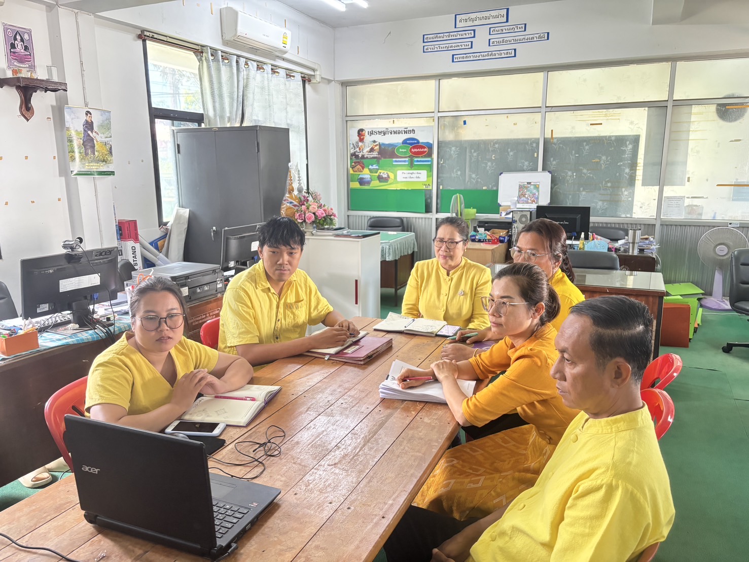 📢 พช.สกลนคร ร่วมประชุมกรมการพัฒนาชุมชน ครั้งที่ ๑๐/๒๕๖๗ ผ่านระบบการประชุมทางไกล Video Conference