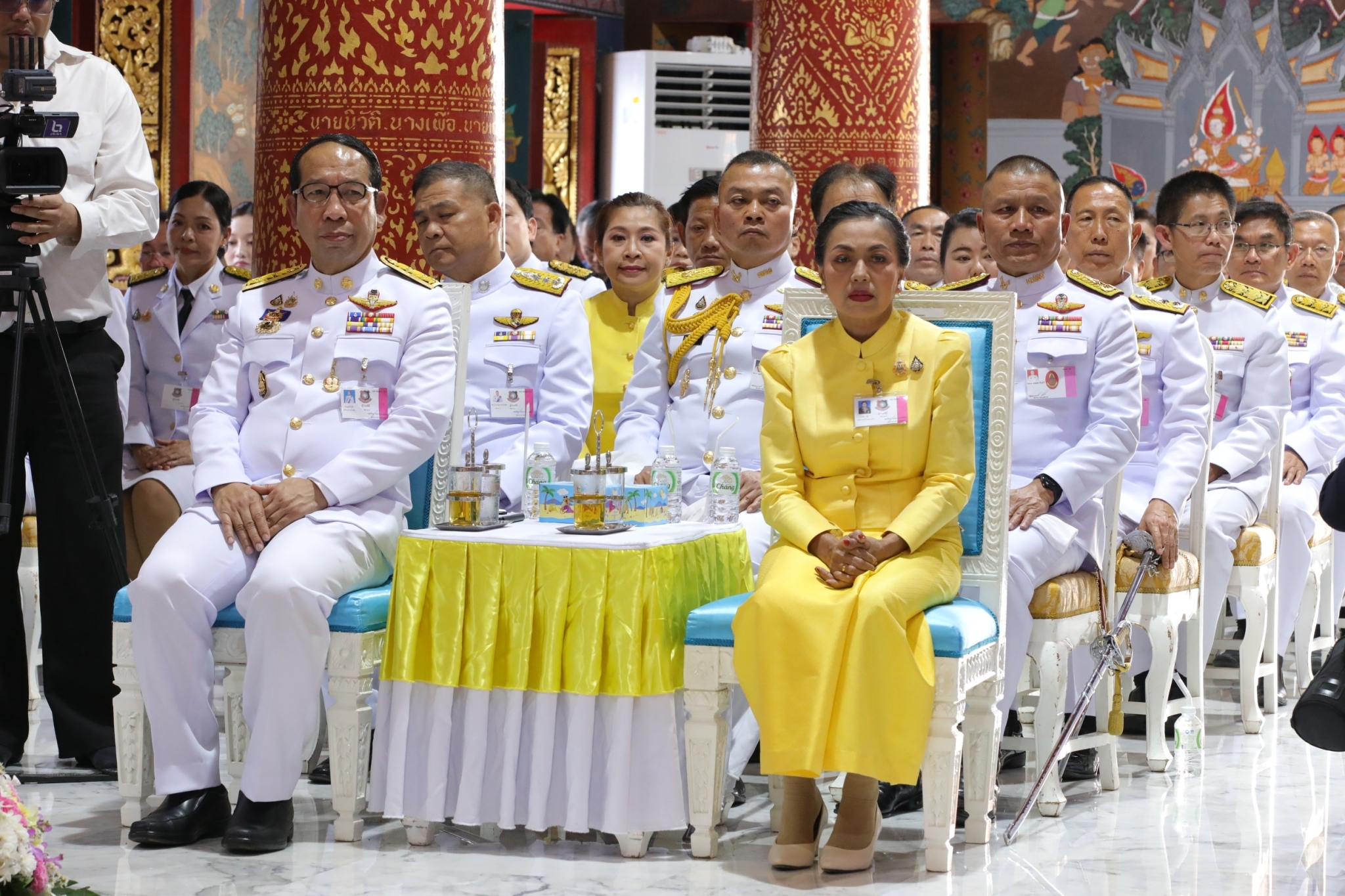 📢นายกรัฐมนตรี ถวายผ้าพระกฐินพระราชทาน สำนักนายกรัฐมนตรี ประจำปี 2567 ณ วัดพระธาตุเชิงชุมวรวิหาร อำเภอเมืองสกลนคร จังหวัดสกลนคร ยอดเงินถวายปัจจัย 12,731,219.42 บาท โดยมีประชาชนผู้มีจิตศรัทธาร่วมสมทบ 🗓วันศุกร์ที่ 8 พฤศจิกายน 2567
