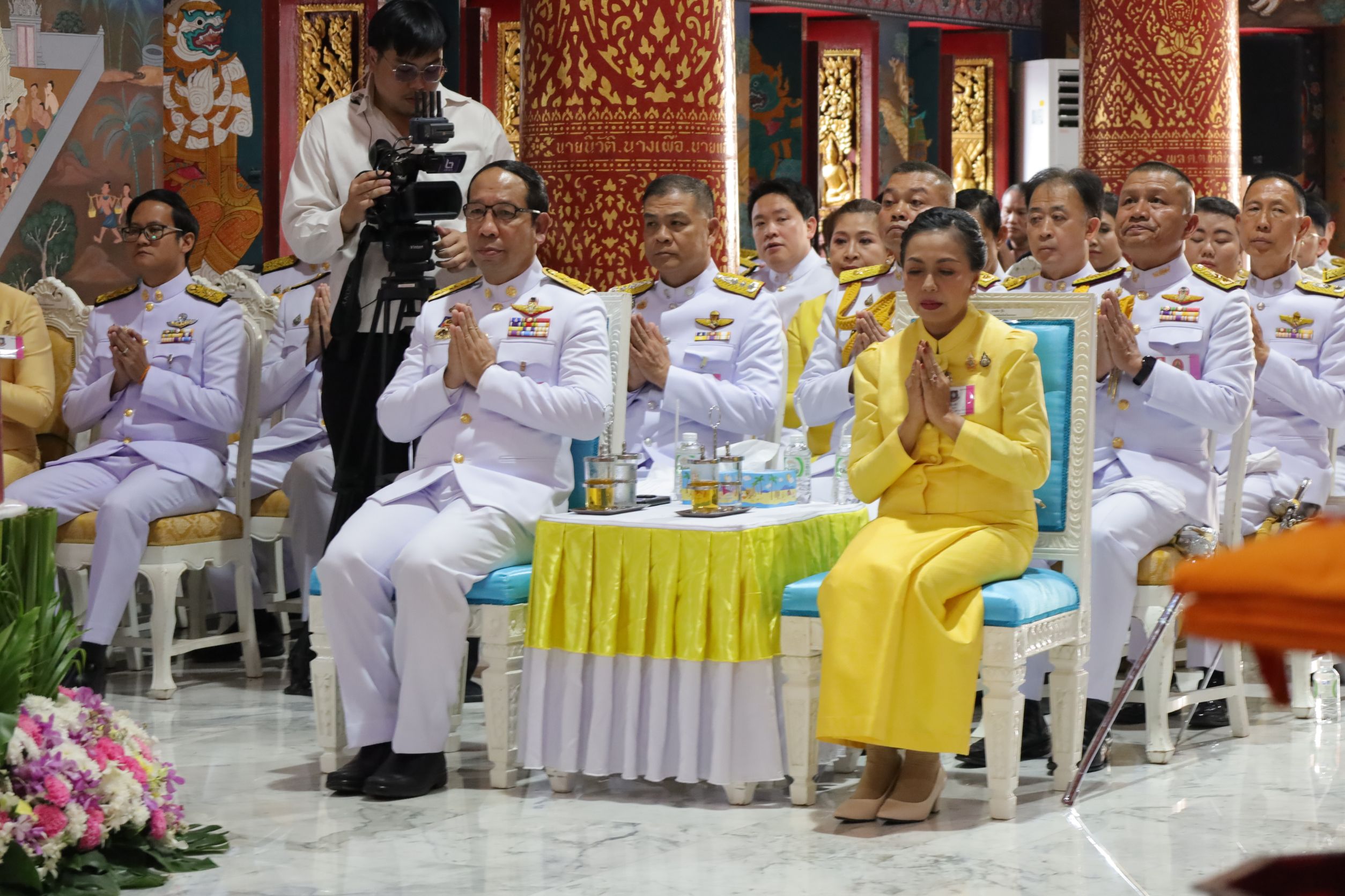 📢นายกรัฐมนตรี ถวายผ้าพระกฐินพระราชทาน สำนักนายกรัฐมนตรี ประจำปี 2567 ณ วัดพระธาตุเชิงชุมวรวิหาร อำเภอเมืองสกลนคร จังหวัดสกลนคร ยอดเงินถวายปัจจัย 12,731,219.42 บาท โดยมีประชาชนผู้มีจิตศรัทธาร่วมสมทบ 🗓วันศุกร์ที่ 8 พฤศจิกายน 2567