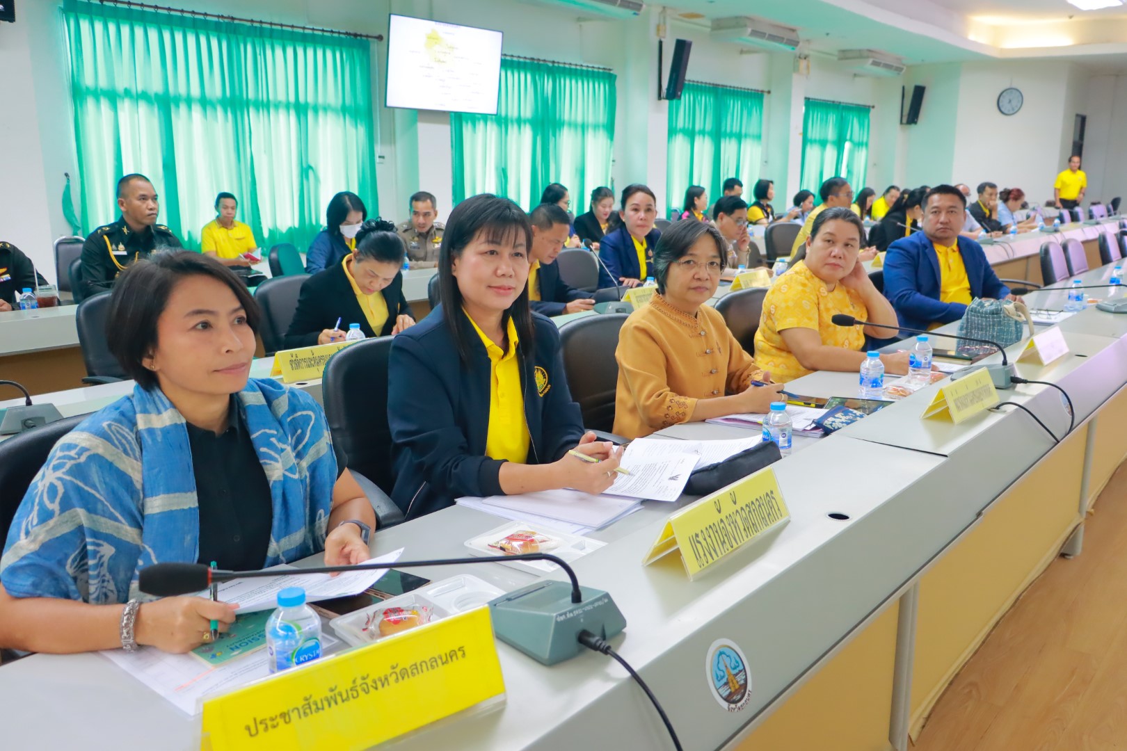 💥ผู้ว่าราชการจังหวัดสกลนคร ประชุมหน่วยงานที่เกี่ยวข้อง ขับเคลื่อนนโยบายและแนวทางการดำเนินการป้องกันและแก้ไขปัญหายาเสพติด ด้วยการ Re X-ray ในพื้นที่อย่างต่อเนื่อง พร้อมใช้กลไกกองทุนแม่ของแผ่นดิน เอาชนะยาเสพติด ตามพระราชปณิธาน ประเทศชาติมั่นคง ประชาชนมีความสุข แก้ไขในสิ่งผิด สืบสานในพระราชปณิธานภายใต้ปรัชญาเศรษฐกิจพอเพียง