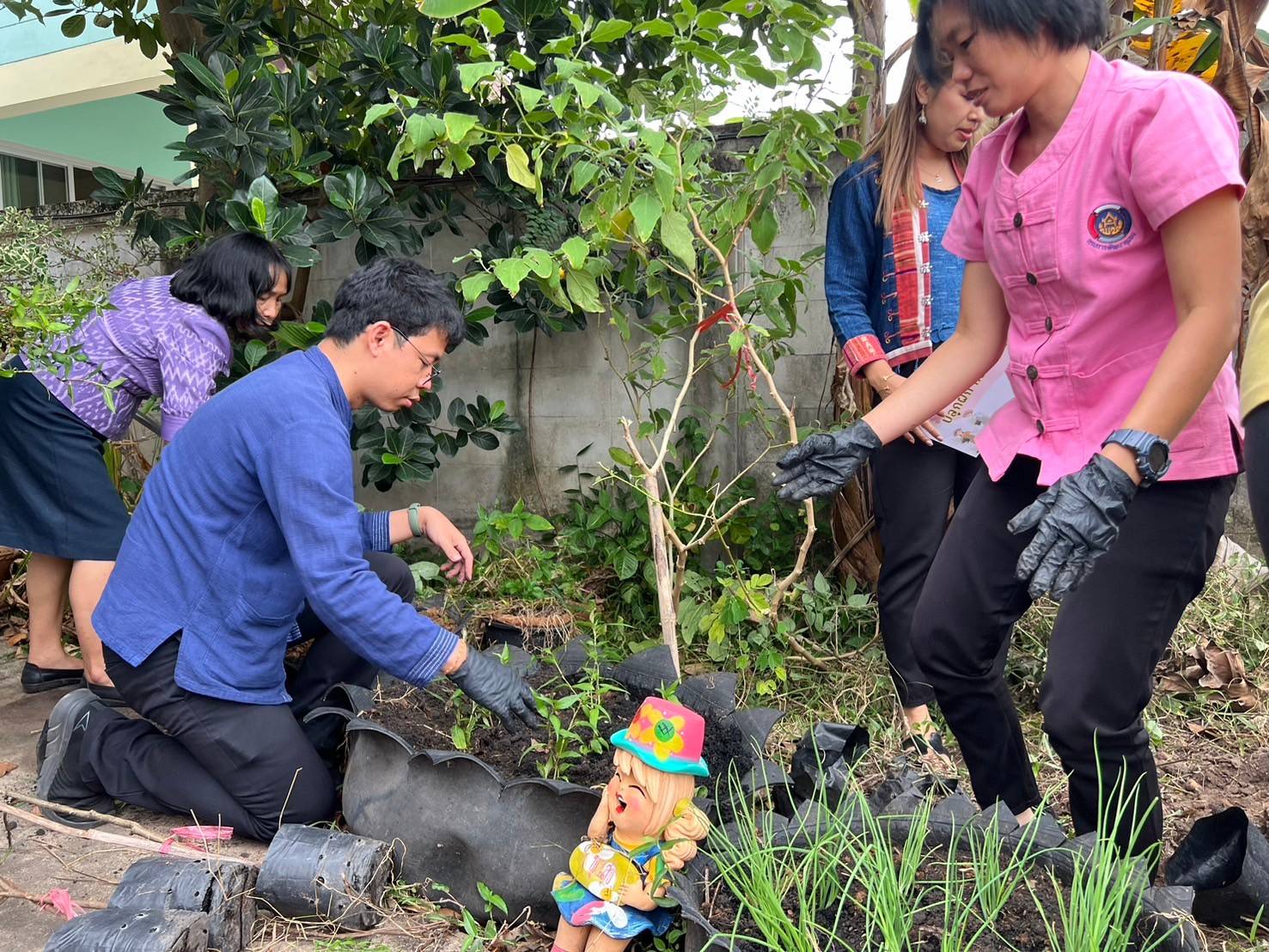 📢พช.สกลนคร “ปลูกพืช ปลูกผัก ปลูกรักกับ พช.” สร้างความมั่นคงทางอาหาร