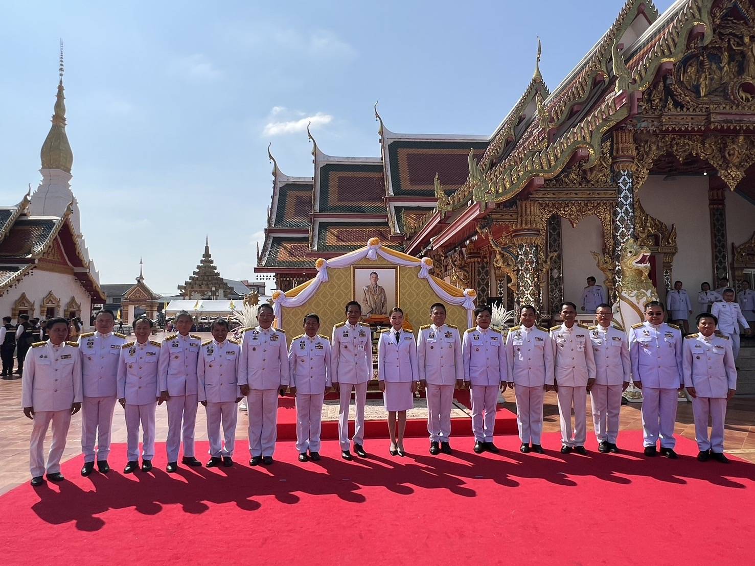 📢นายกรัฐมนตรี ถวายผ้าพระกฐินพระราชทาน สำนักนายกรัฐมนตรี ประจำปี 2567 ณ วัดพระธาตุเชิงชุมวรวิหาร อำเภอเมืองสกลนคร จังหวัดสกลนคร ยอดเงินถวายปัจจัย 12,731,219.42 บาท โดยมีประชาชนผู้มีจิตศรัทธาร่วมสมทบ 🗓วันศุกร์ที่ 8 พฤศจิกายน 2567