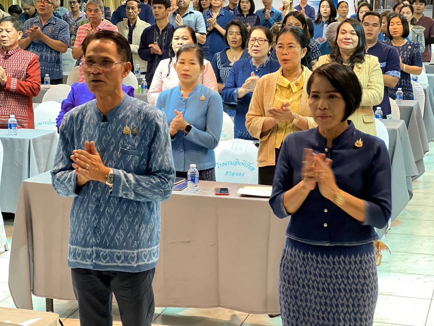 🎯พช.สกลนคร : จัดประชุมเชิงปฏิบัติการเพิ่มประสิทธิภาพเจ้าหน้าที่พัฒนาชุมชนจังหวัดสกลนคร ณ ห้องราชาวดี ชั้น 6 โรงแรมอิมพีเรียล อำเภอเมืองสกลนคร จังหวัดสกลนคร