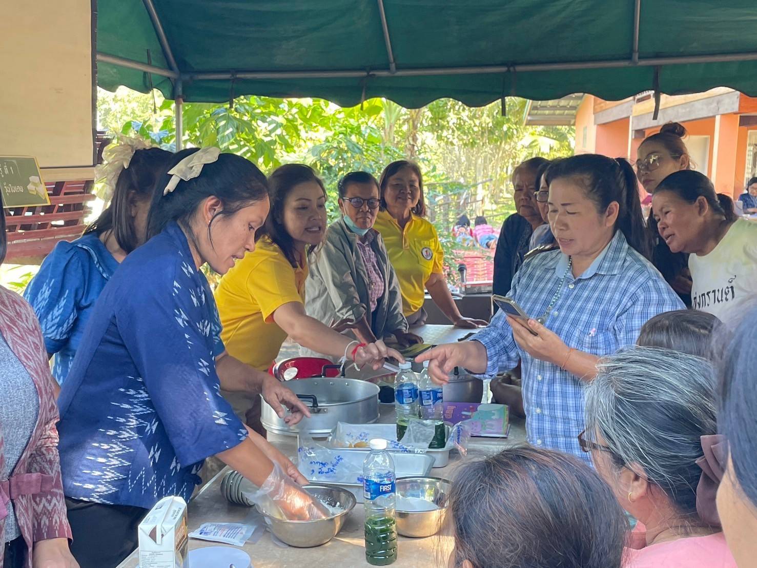 📢จังหวัดสกลนคร : พัฒนาคุณภาพชีวิตคนสกลนครทุกช่วงวัยอย่างยั่งยืนตามหลักปรัชญาของเศรษฐกิจพอเพียง