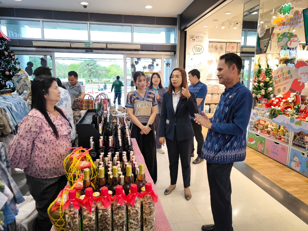 📢พช.สกลนคร จัดตลาดสินค้าอาหารปลอดและผลิตภัณฑ์ OTOP สกลนคร 22 – 25 พ.ย. 67