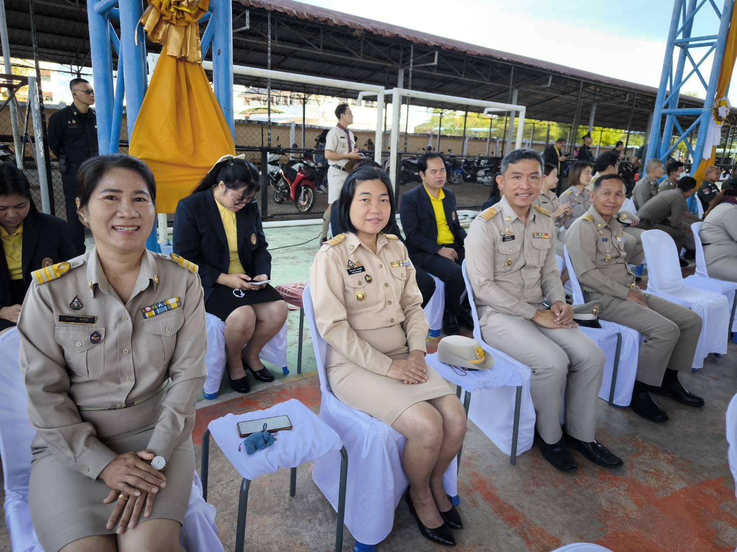 📰จังหวัดสกลนครจัดพิธีถวายพวงมาลาและถวายราชสดุดี วันสมเด็จพระมหาธีรราชเจ้า ประจำปี 2567 ณ โรงเรียนสกลนครพัฒนศึกษา อำเภอเมืองสกลนคร จังหวัดสกลนคร