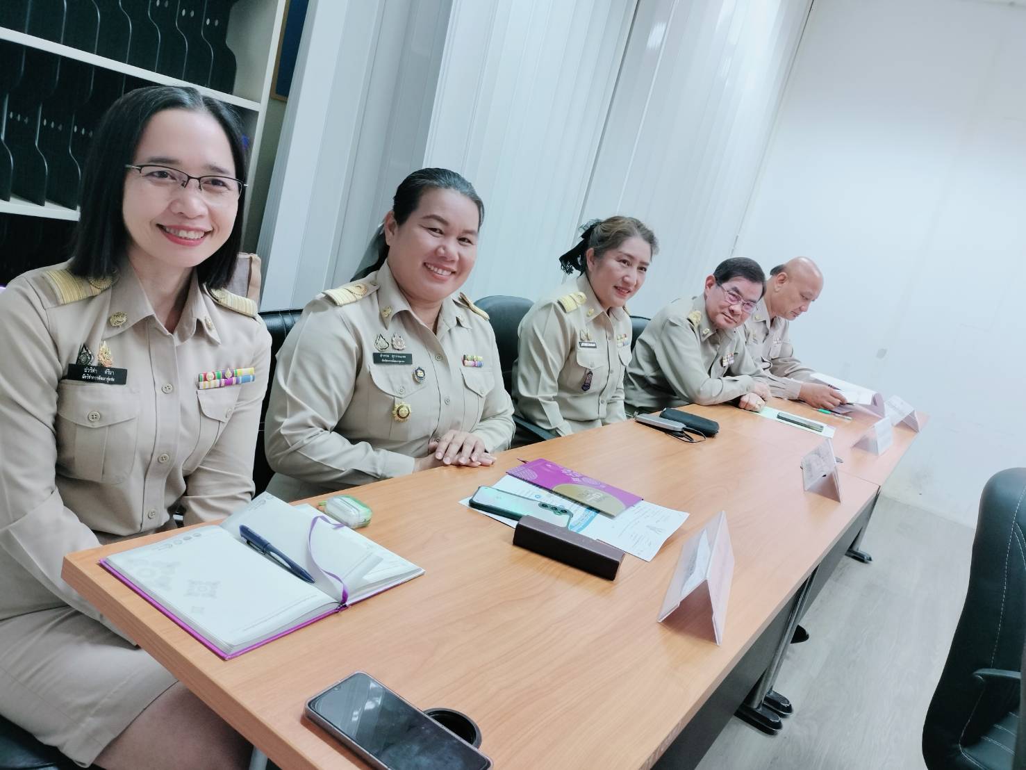 พช.สกลนคร : ร่วมประชุมติดสถานการณ์ยาเสพติด ของ กอ.รมน.ภาค 2