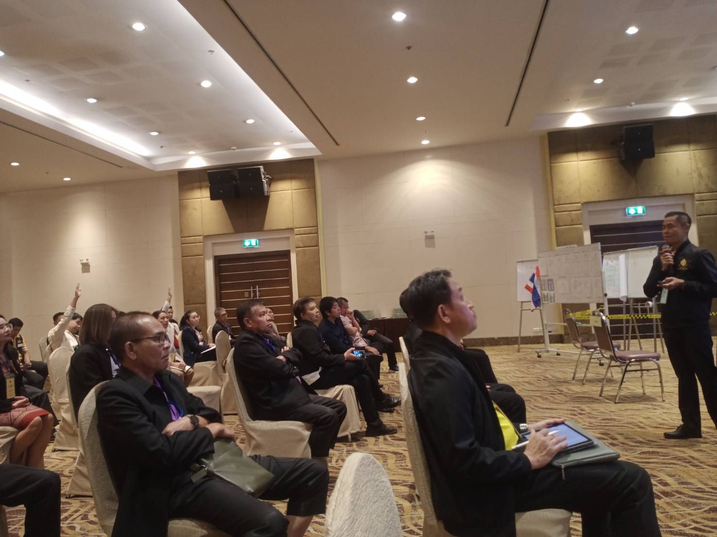 พช.สกลนคร : เข้าร่วมการประชุมสัมมนาเพิ่มประสิทธิภาพวิทยากรหลักสูตรพลเมืองคุณภาพ รุ่นที่ 1 ระหว่างวันที่ 11 – 13 พฤศจิกายน 2567 ณ โรงแรมเซ็นทารา ไลฟ์ ศูนย์ราชการและคอนเวนชันเซ็นเตอร์ แจ้งวัฒนะ เขตหลักสี่ กรุงเทพมหานคร