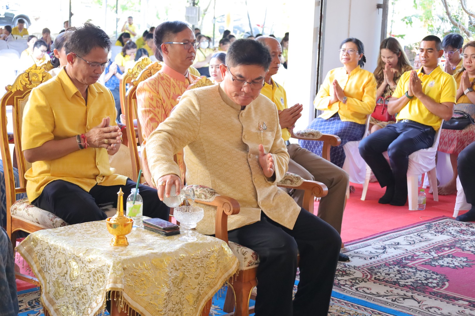 จังหวัดสกลนคร  จัดพิธีเจริญพระพุทธมนต์และบำเพ็ญจิตภาวนา ถวายเป็นพระราชกุศล เนื่องในโอกาสวันคล้ายวันพระบรมราชสมภพ พระบาทสมเด็จพระบรมชนกาธิเบศร มหาภูมิพลอดุลยเดชมหาราช บรมนาถบพิตร  วันชาติ และวันพ่อแห่งชาติ  5 ธันวาคม 2567 