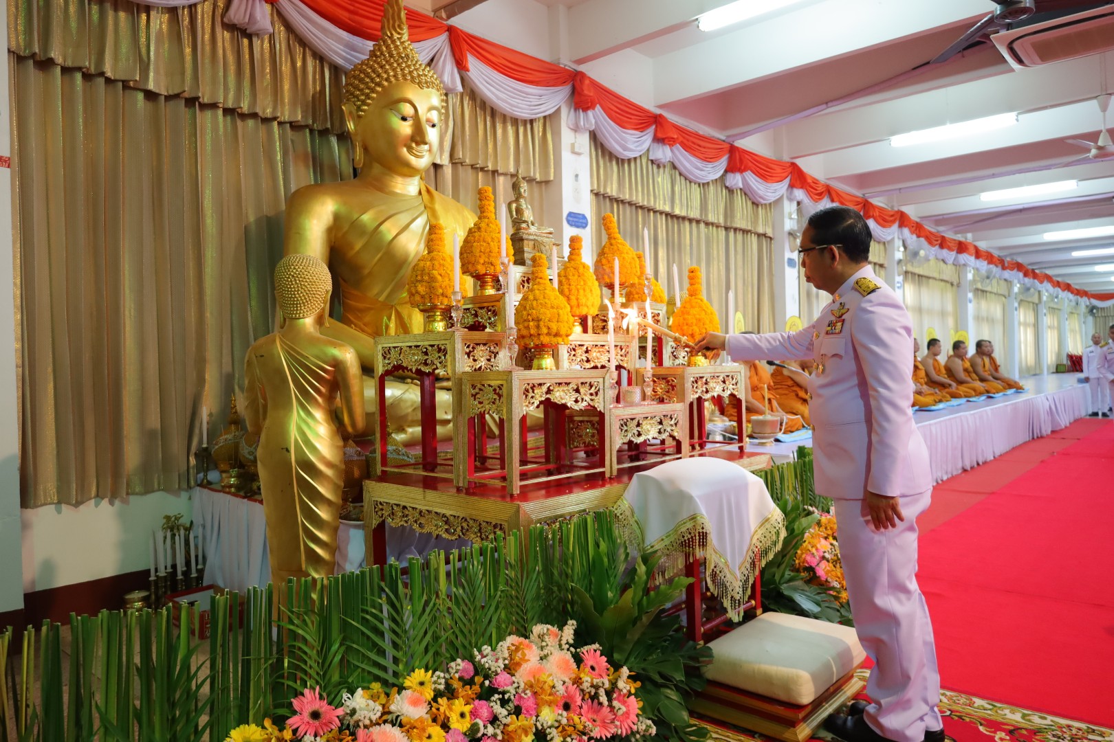 📰ผู้ว่าราชการจังหวัดสกลนคร นำพสกนิกรชาวจังหวัดสกลนครทุกหมู่เหล่า ร่วมพิธีทำบุญตักบาตรถวายพระกุศล และพิธีถวายพระพร เนื่องในโอกาสวันคล้ายวันประสูติ สมเด็จพระเจ้าลูกเธอ เจ้าฟ้าพัชรกิติยาภา นเรนทิราเทพยวดี กรมหลวงราชสาริณีสิริพัชร มหาวัชรราชธิดา 7 ธันวาคม 2567