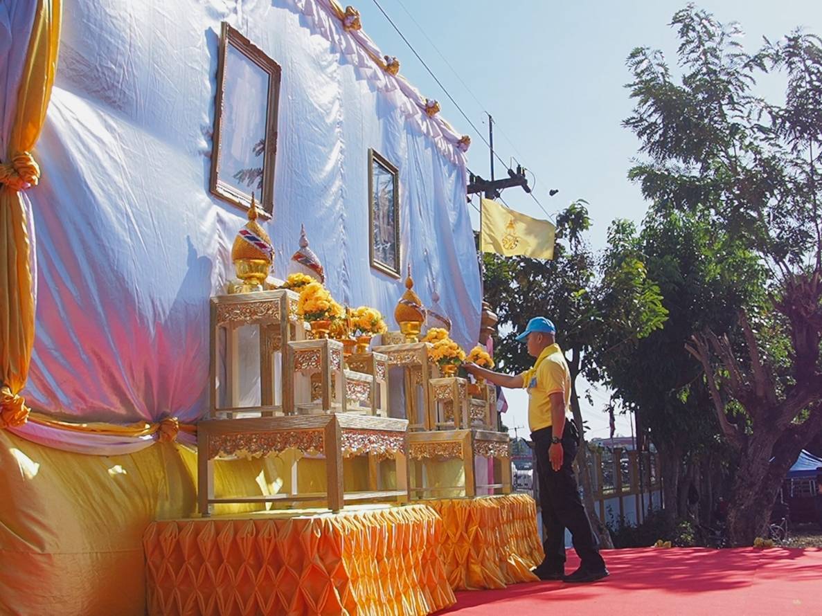 จิตอาสาพระราชทาน จังหวัดสกลนคร ทำความดีด้วยหัวใจ จัดกิจกรรมจิตอาสาออกให้บริการประชาชน มอบถุงพระราชทานเนื่องในวันคล้ายวันพระบรมราชสมภพ พระบาทสมเด็จพระบรมชนกาธิเบศร มหาภูมิพลอดุลยเดชมหาราช บรมนาถบพิตร วันชาติ และวันพ่อแห่งชาติ