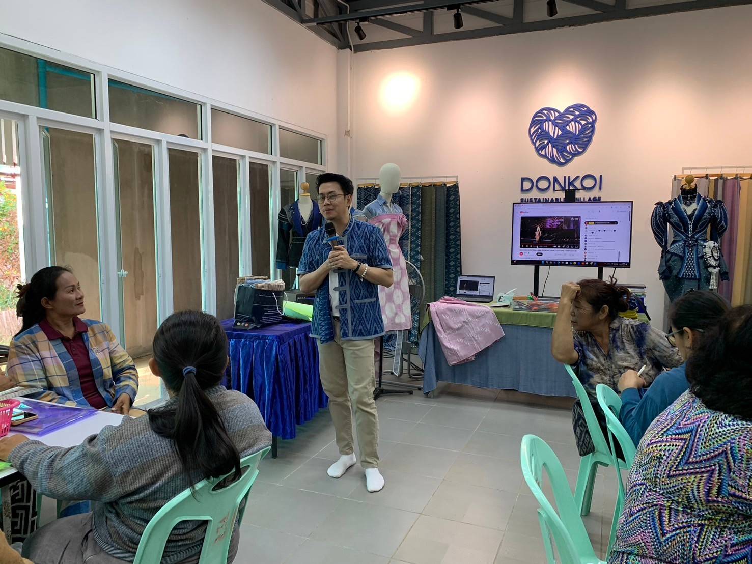 📢จังหวัดสกลนคร : ยกระดับมรดกแห่งภูมิปัญญา ดอนกอยโมเดล สู่การพัฒนาที่ยั่งยืน กิจกรรมหลักที่ 1 ฝึกอบรมการยกระดับมรดกแห่งภูมิปัญญา ดอนกอยโมเดล
