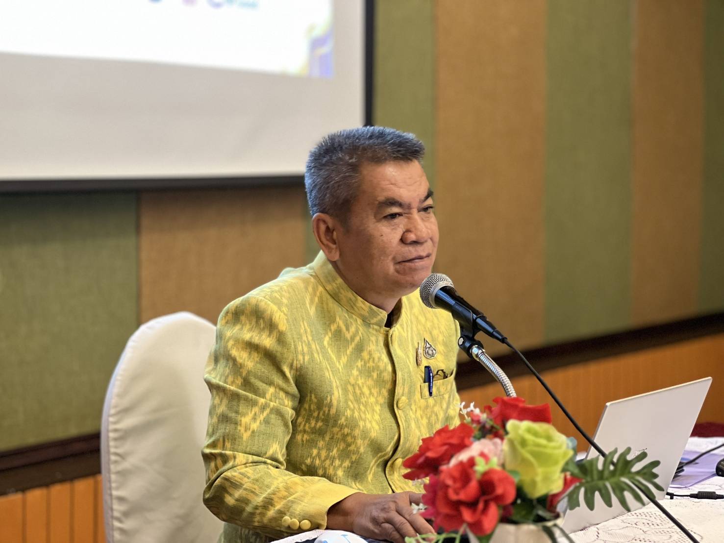 📢พช.สกลนคร : จัดประชุมเชิงปฏิบัติการคณะกรรมการกองทุนแม่ของแผ่นดินหนุนเสริมความเข้มแข็งหมู่บ้าน/ชุมชน สู่การเป็นพื้นที่ปลอดภัยจากยาเสพติด